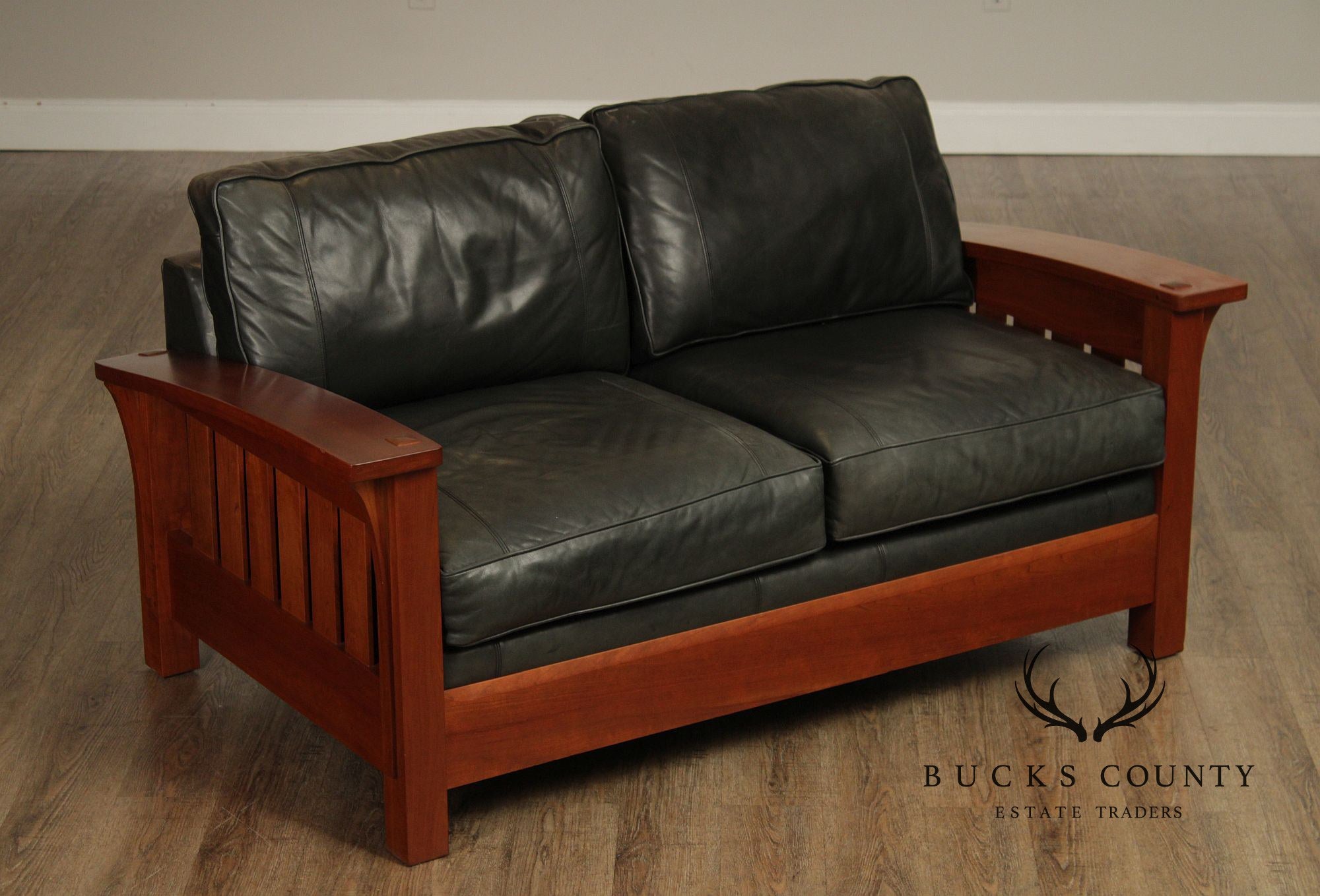Stickley Mission Collection Cherry Orchard Street Sofa Settee