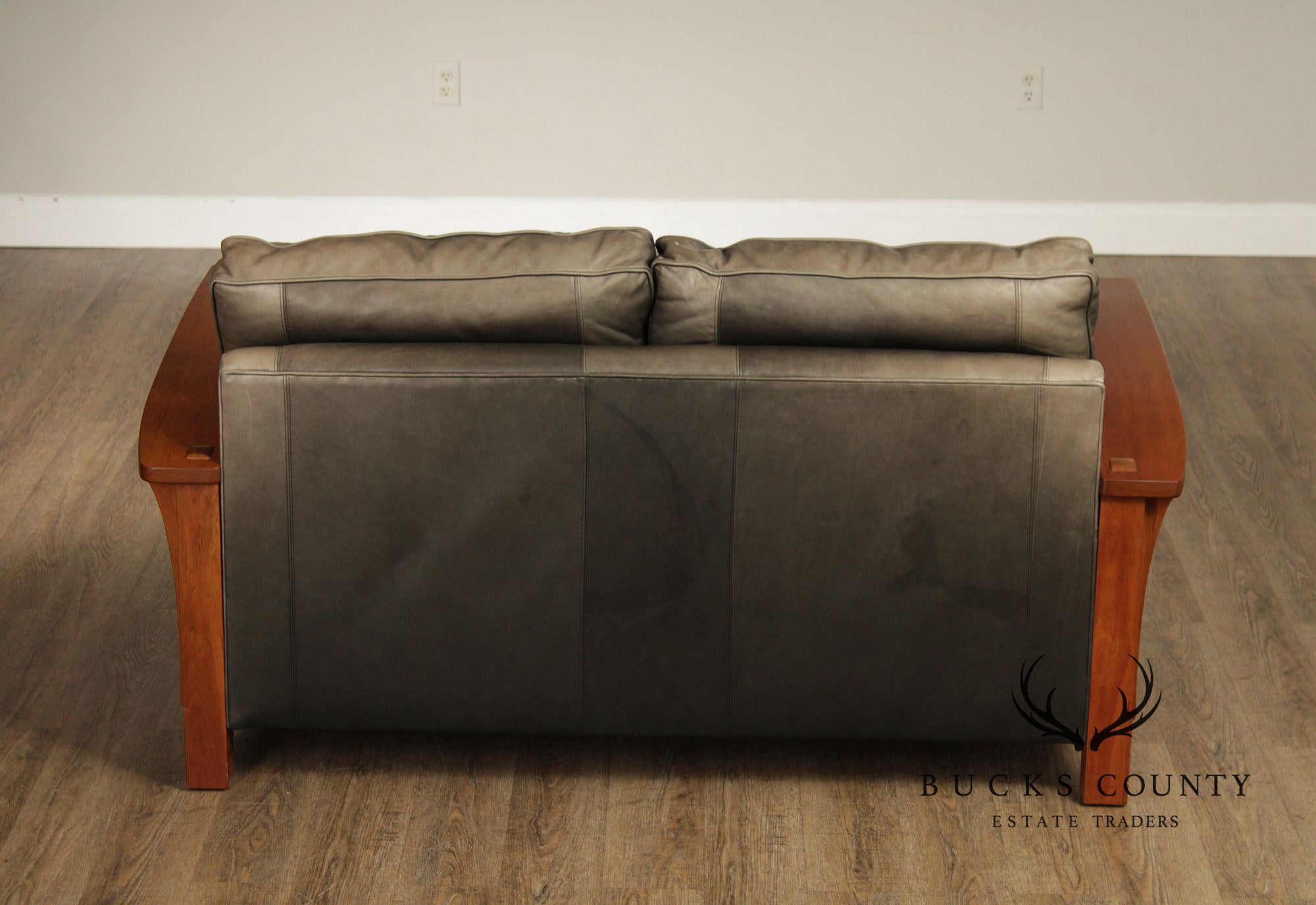 Stickley Mission Collection Cherry Orchard Street Sofa Settee