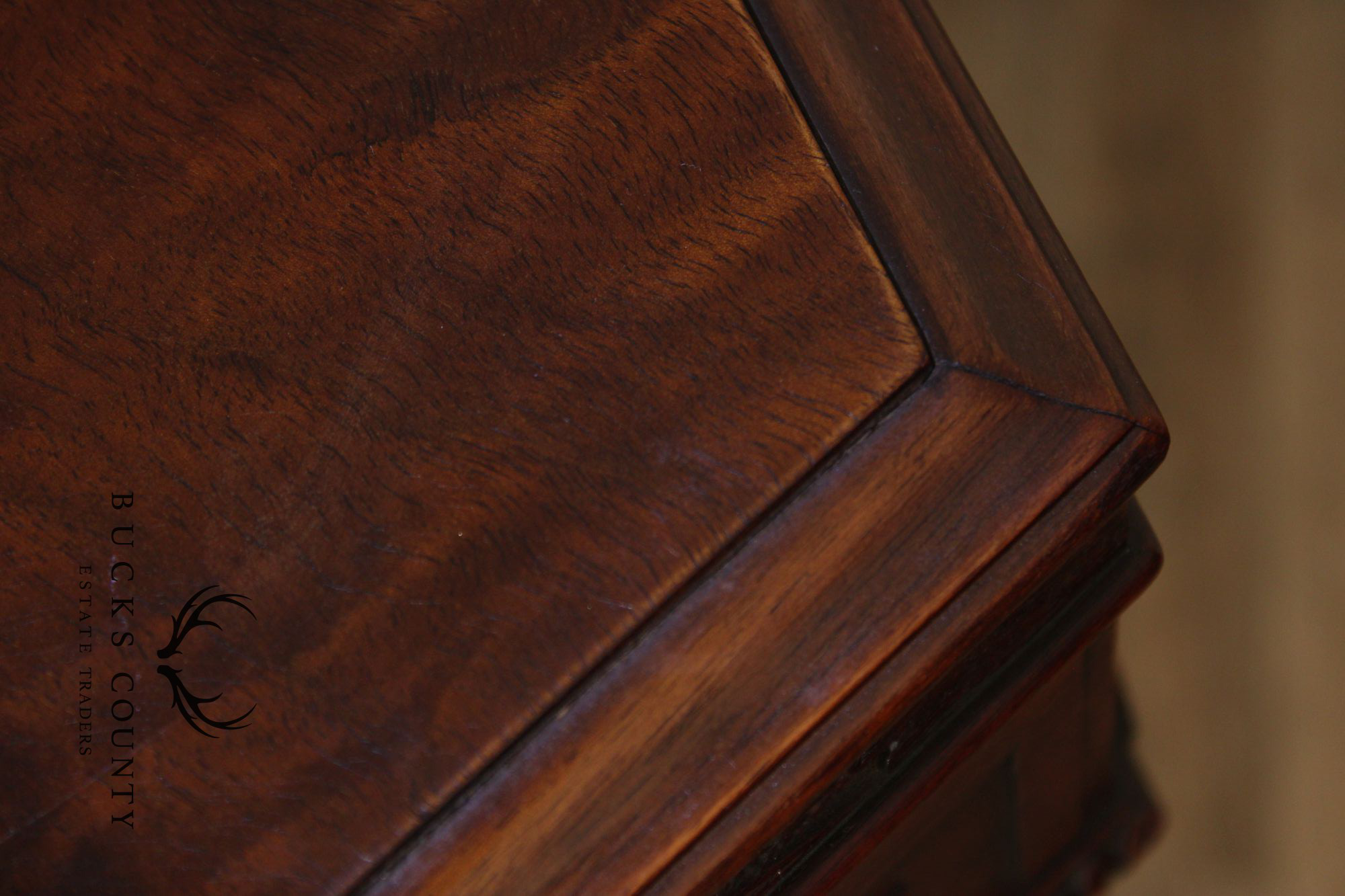 Exceptional Renaissance Revival Style Carved Mahogany Expandable Dining Table