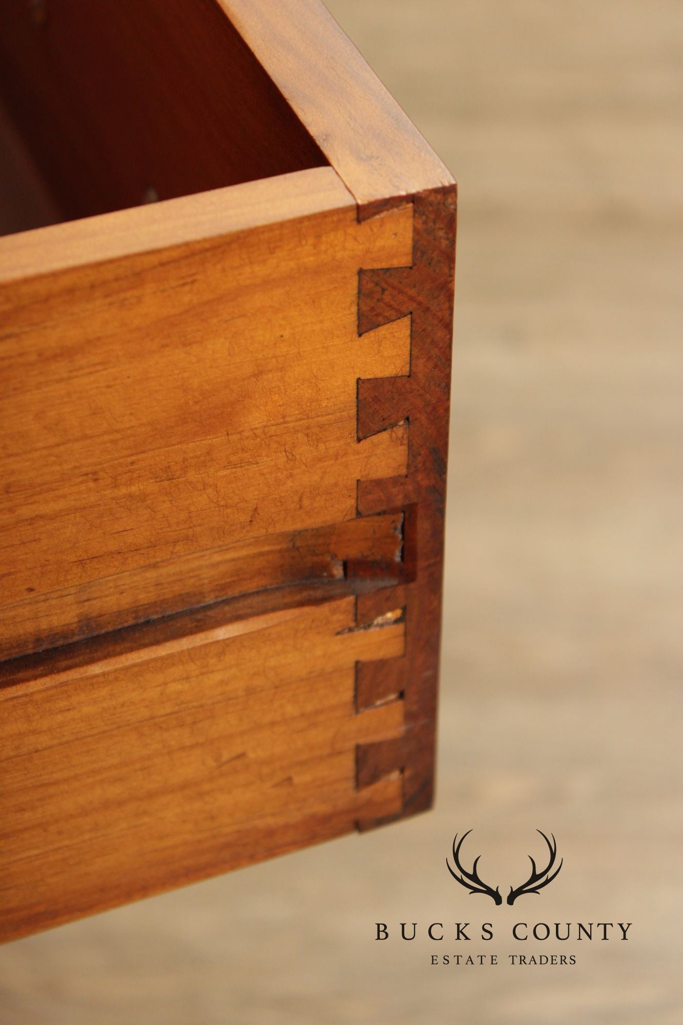 Traditional Pine Chest of Drawers