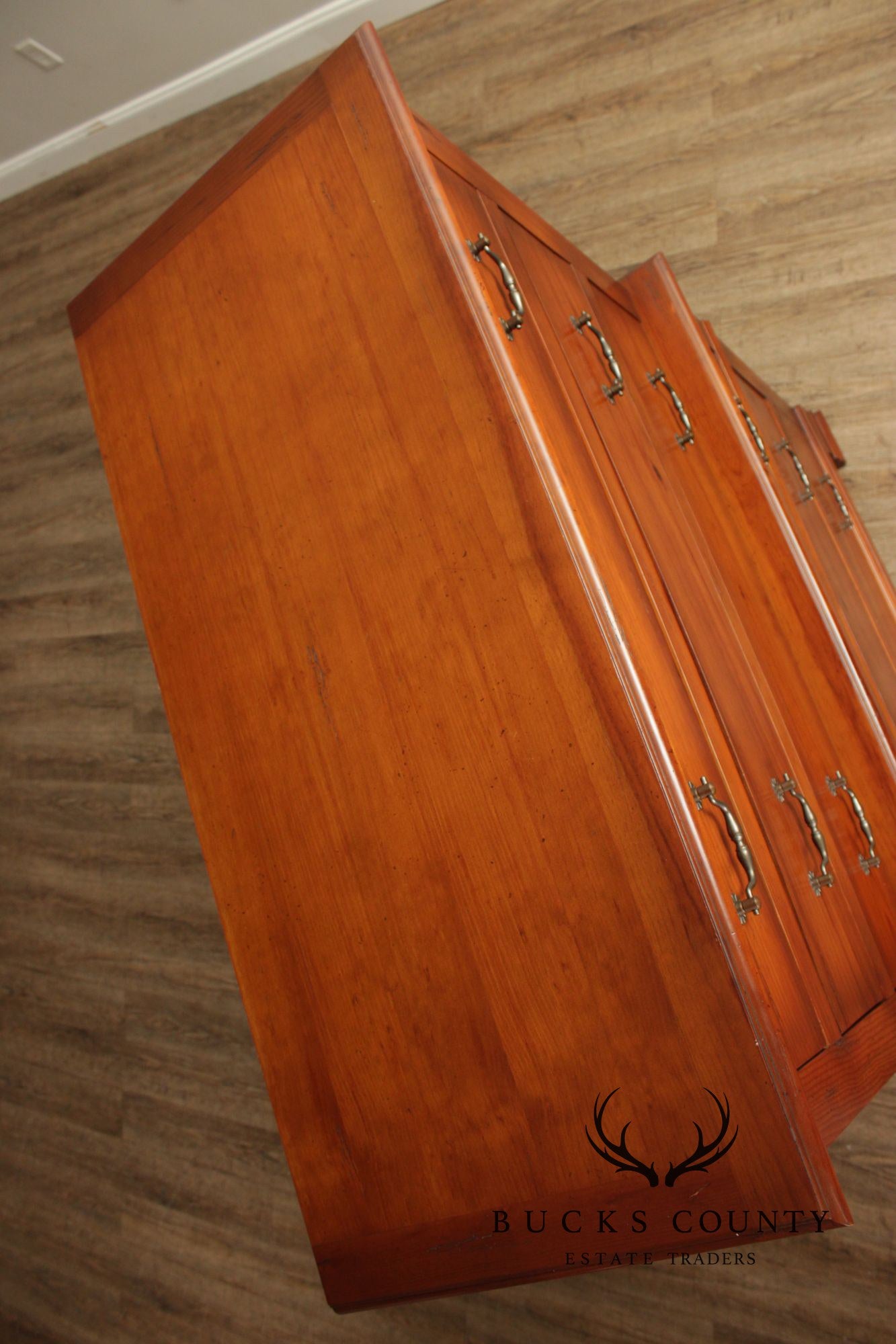 Traditional Pine Chest of Drawers