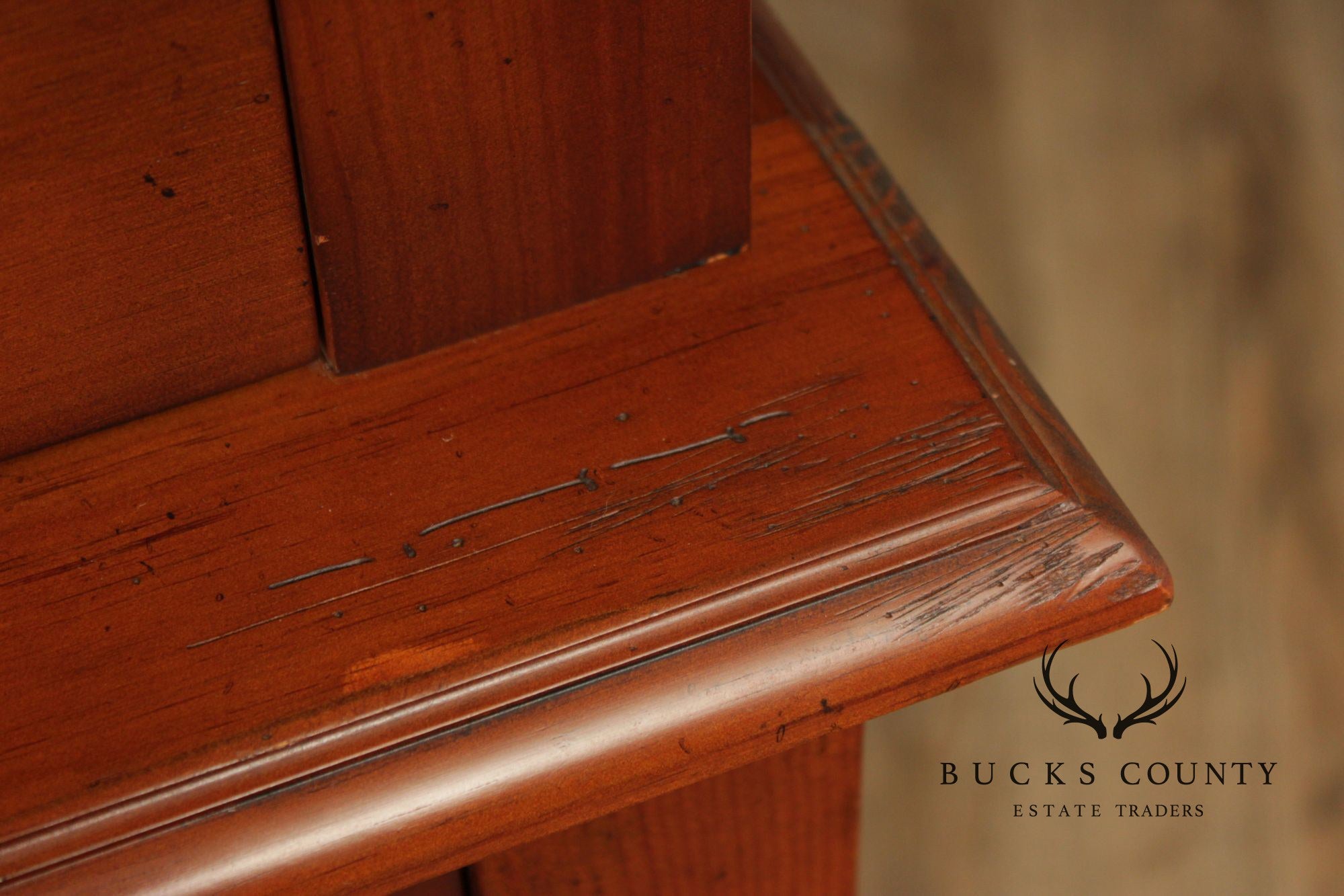 Traditional Pine Chest of Drawers