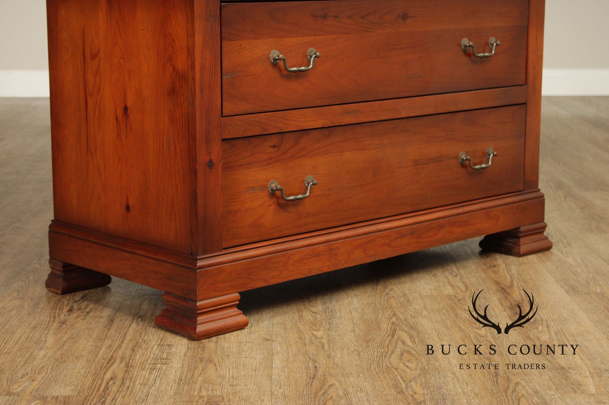 Traditional Pine Chest of Drawers