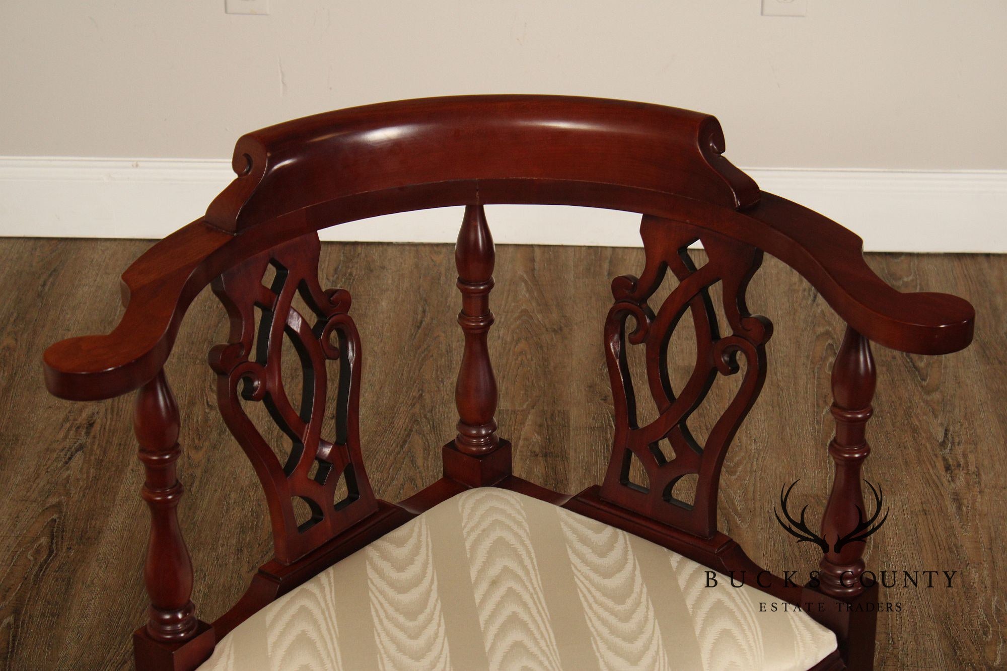 Statesville Mahogany Chippendale Style Corner Chair