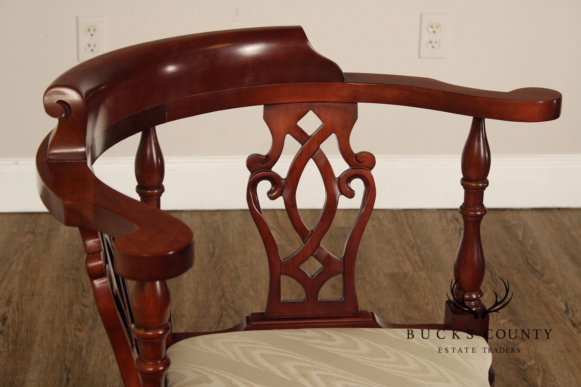 Statesville Mahogany Chippendale Style Corner Chair