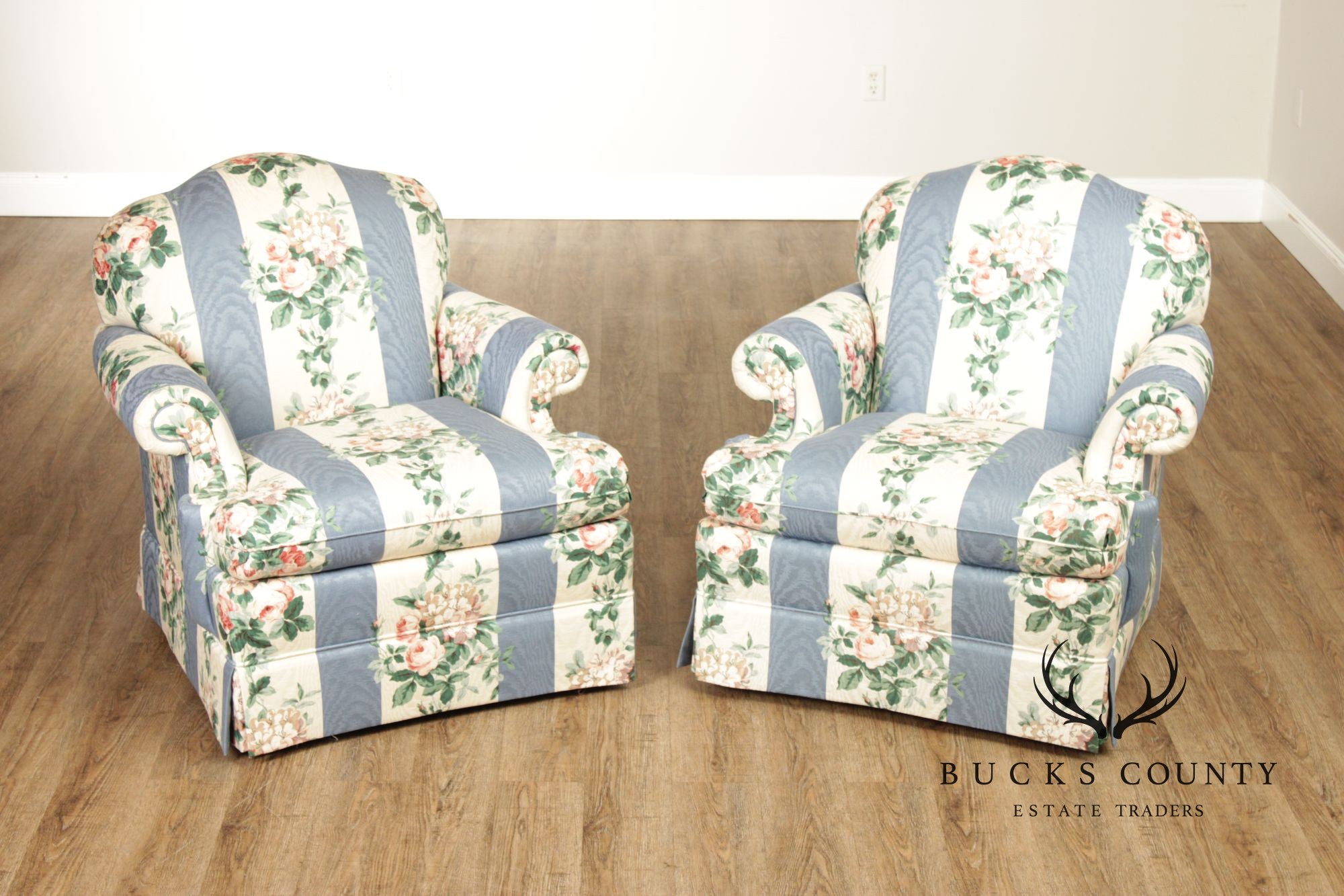 Pair Thomasville Traditional Upholstered Club Chairs