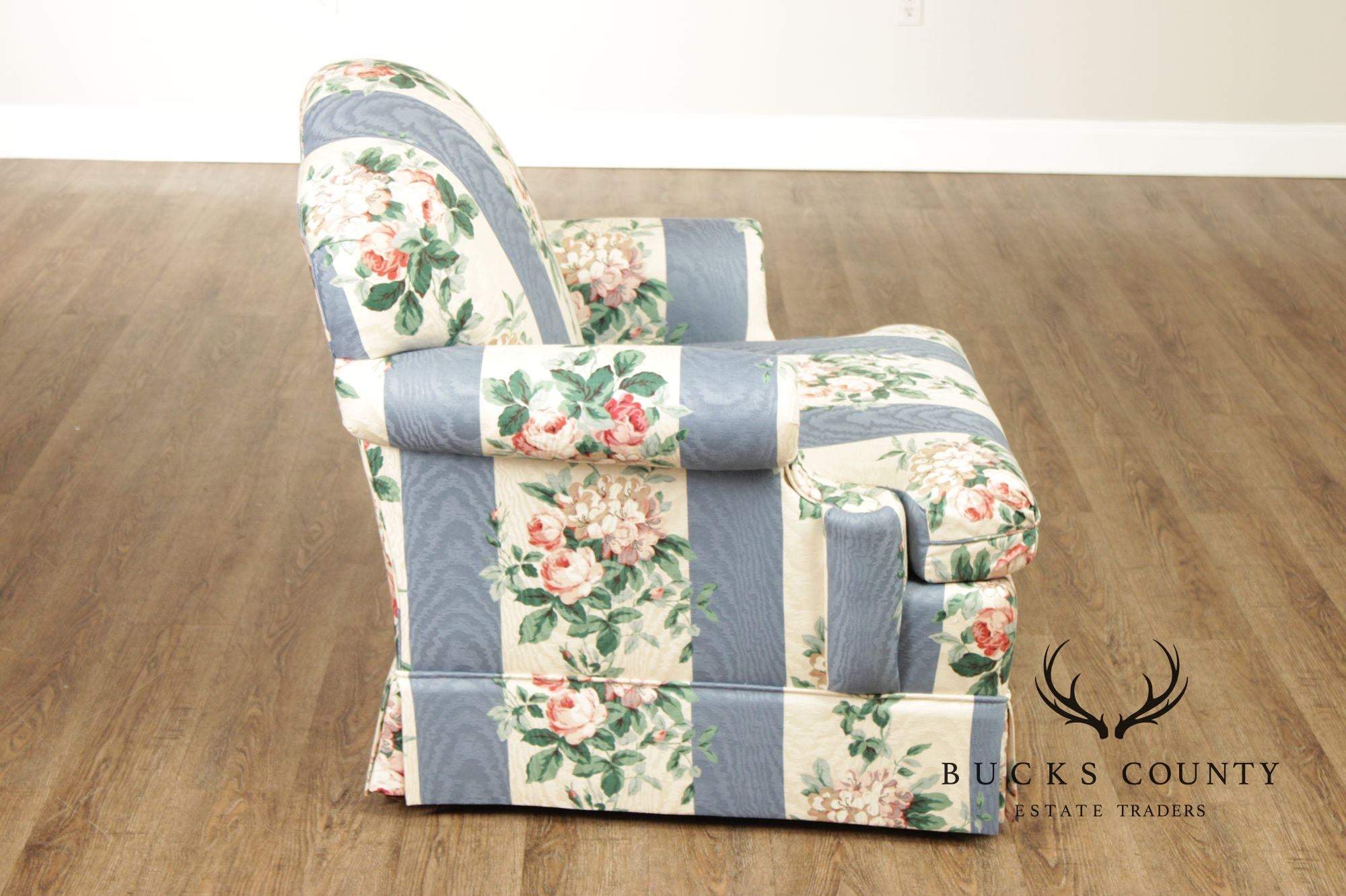 Pair Thomasville Traditional Upholstered Club Chairs