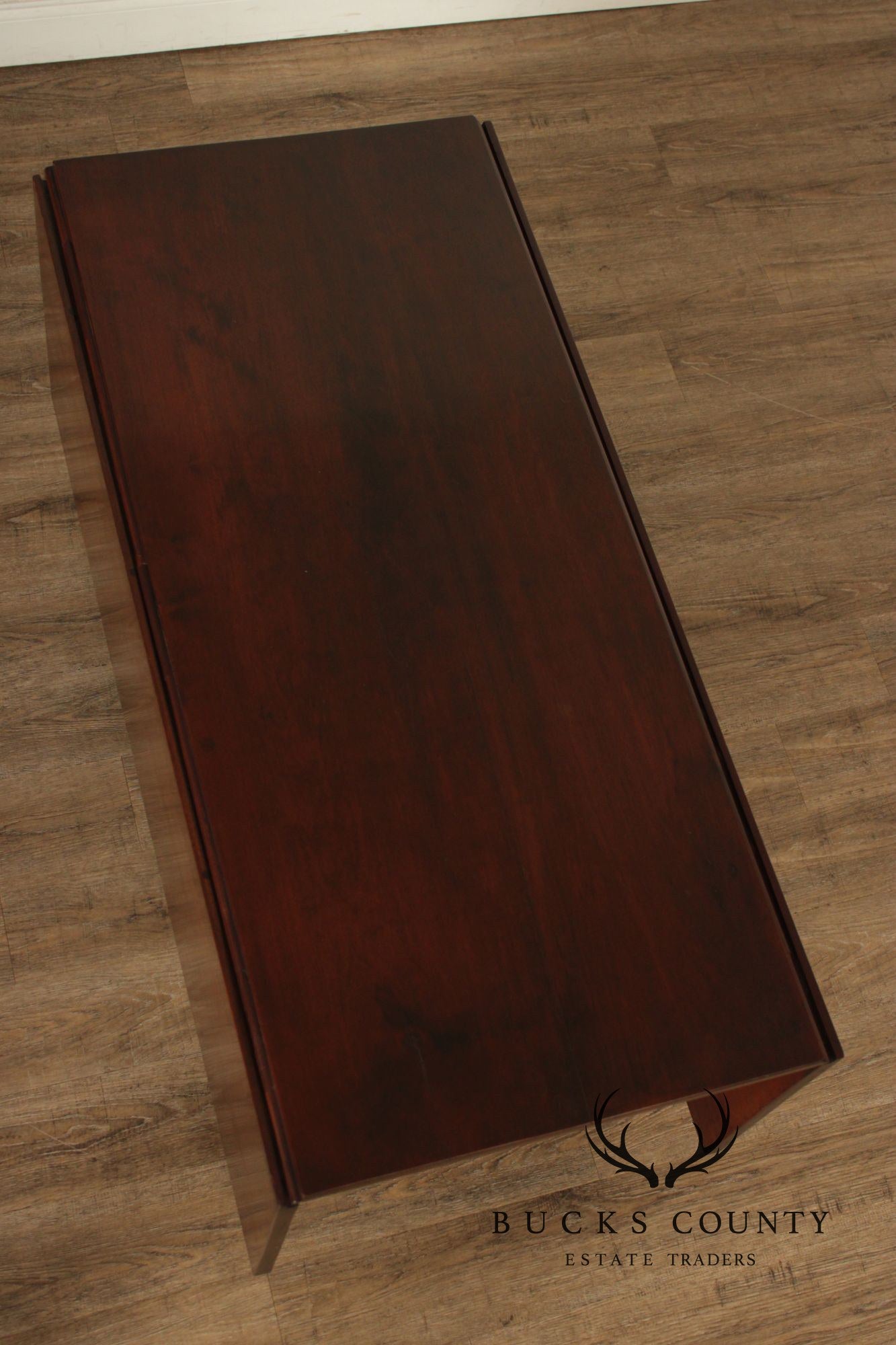 Antique American Walnut Federal Period Drop-Leaf Dining Table