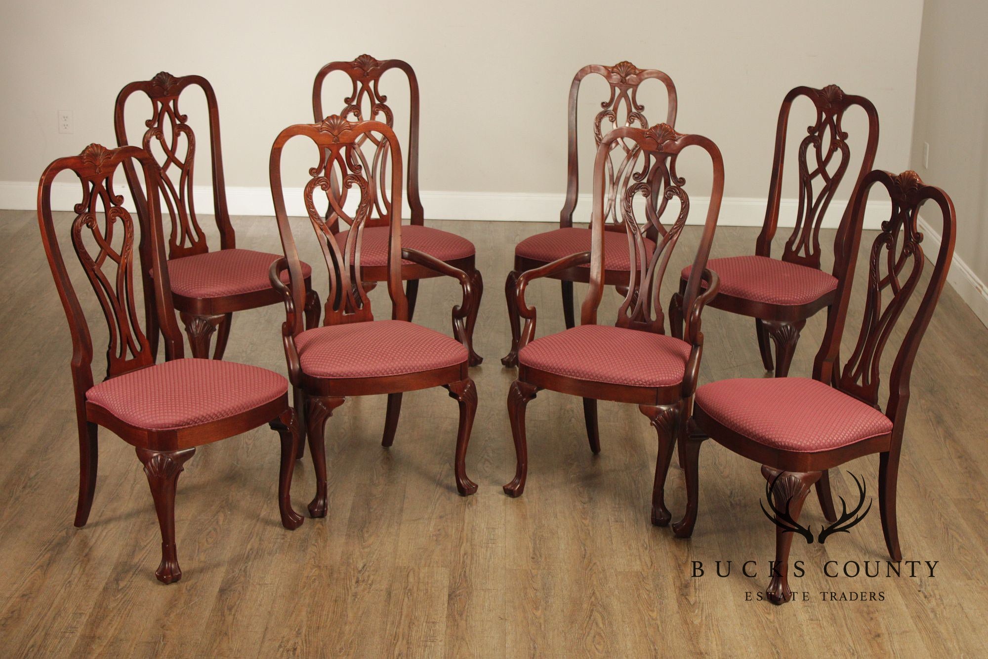 Ethan Allen 18th Century Mahogany Collection Set of Eight Carved Dining Chairs