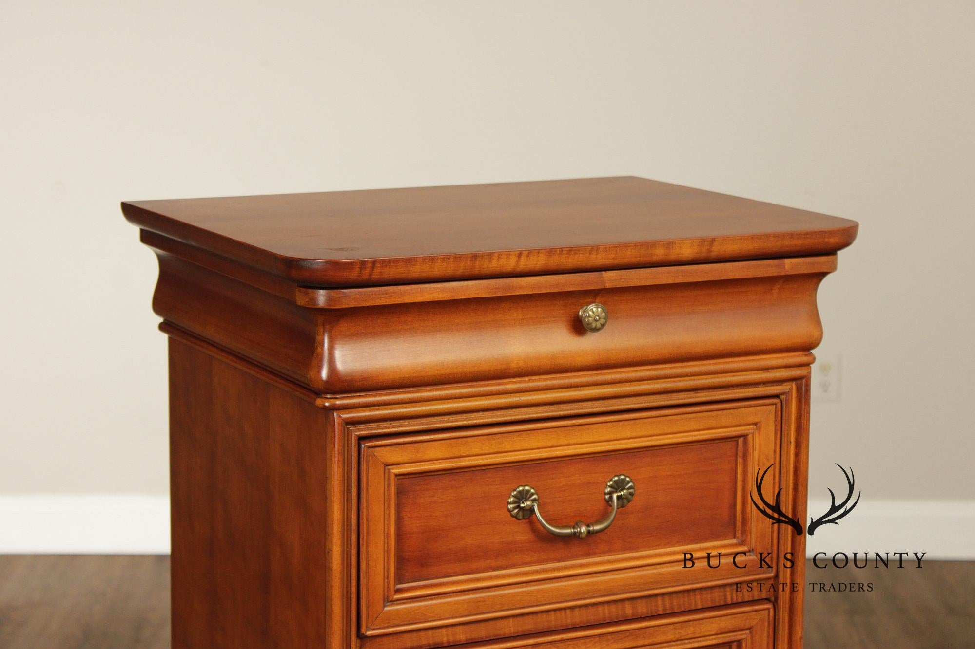 Lexington 'Chez Michelle' Cherry Lingerie Chest