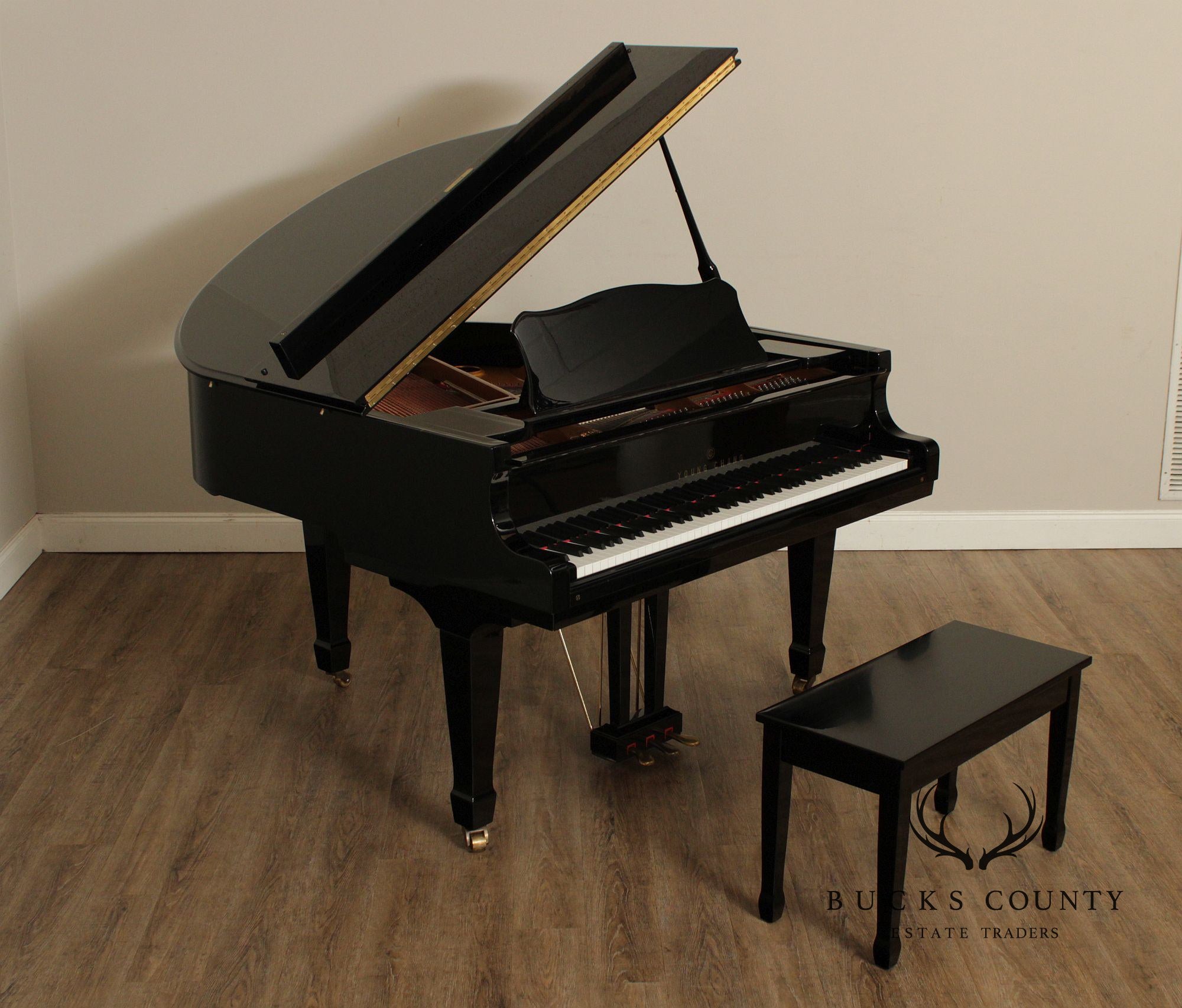 Young Chang G-150 Ebony Baby Grand Piano With Bench