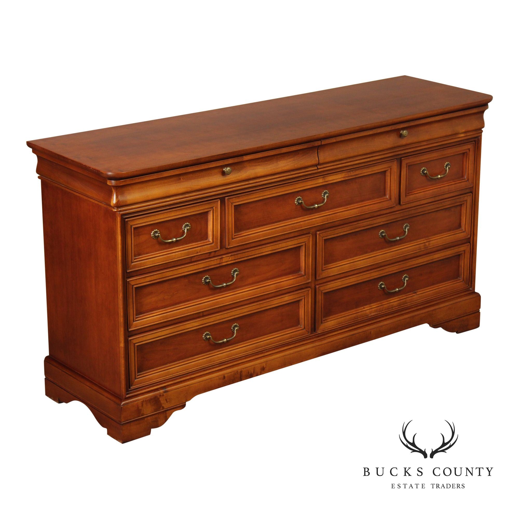 Lexington Louis Philippe Style Chez Michelle Cherry Nine Drawer Dresser