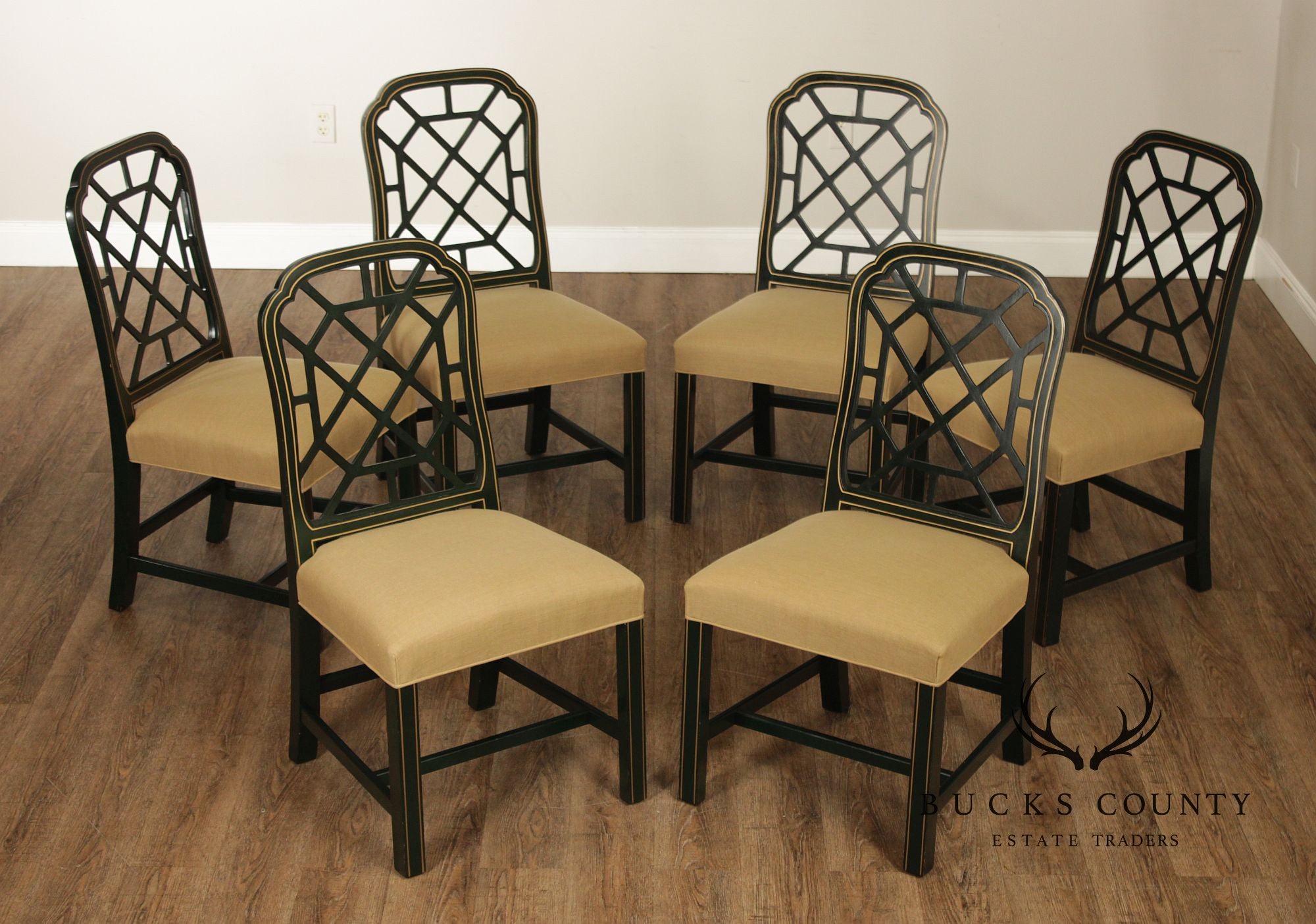 Chinese Chippendale Style Painted Lattice Back Set Of Six Dining Chairs