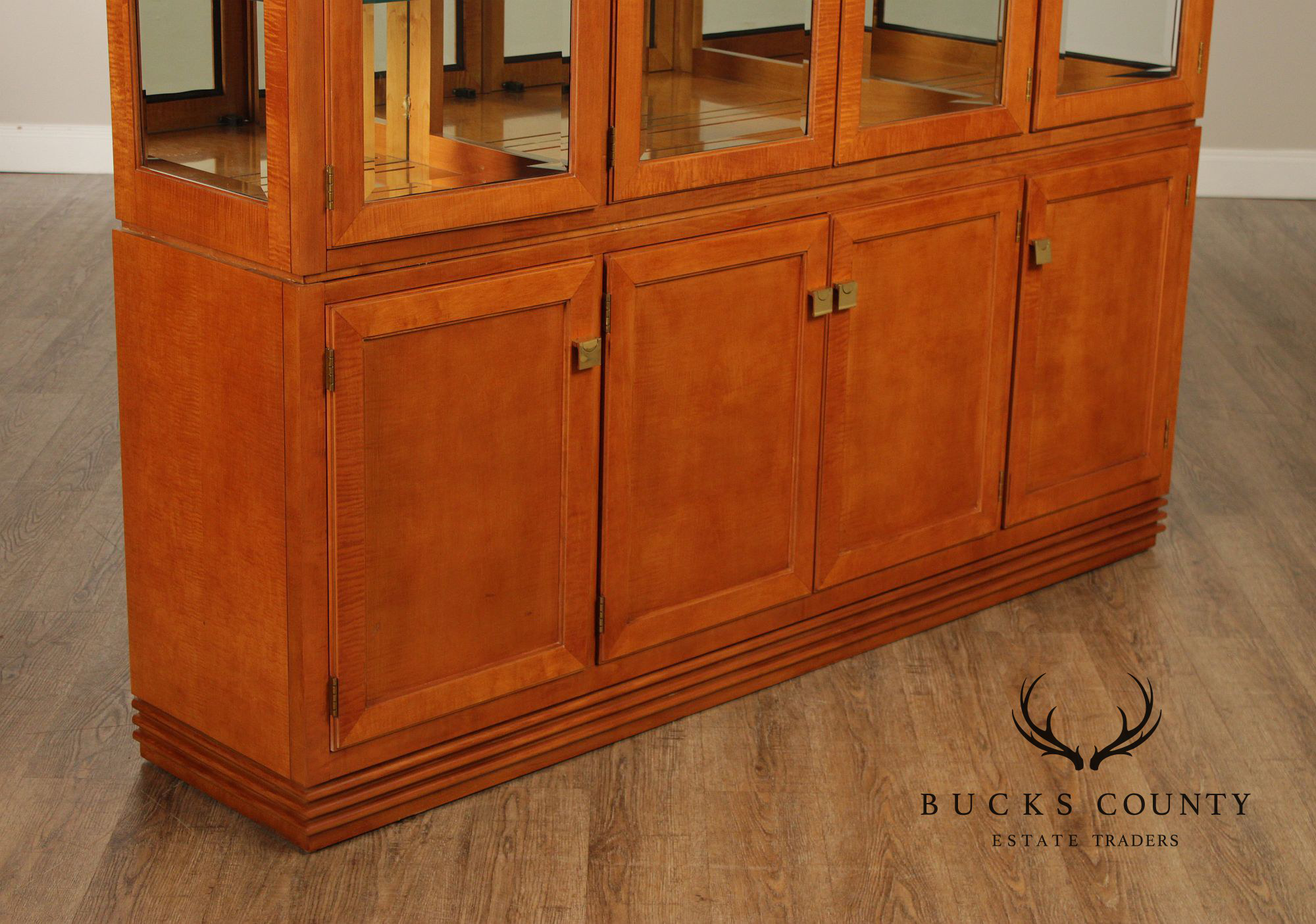 Hickory White Genesis Collection Maple China Cabinet