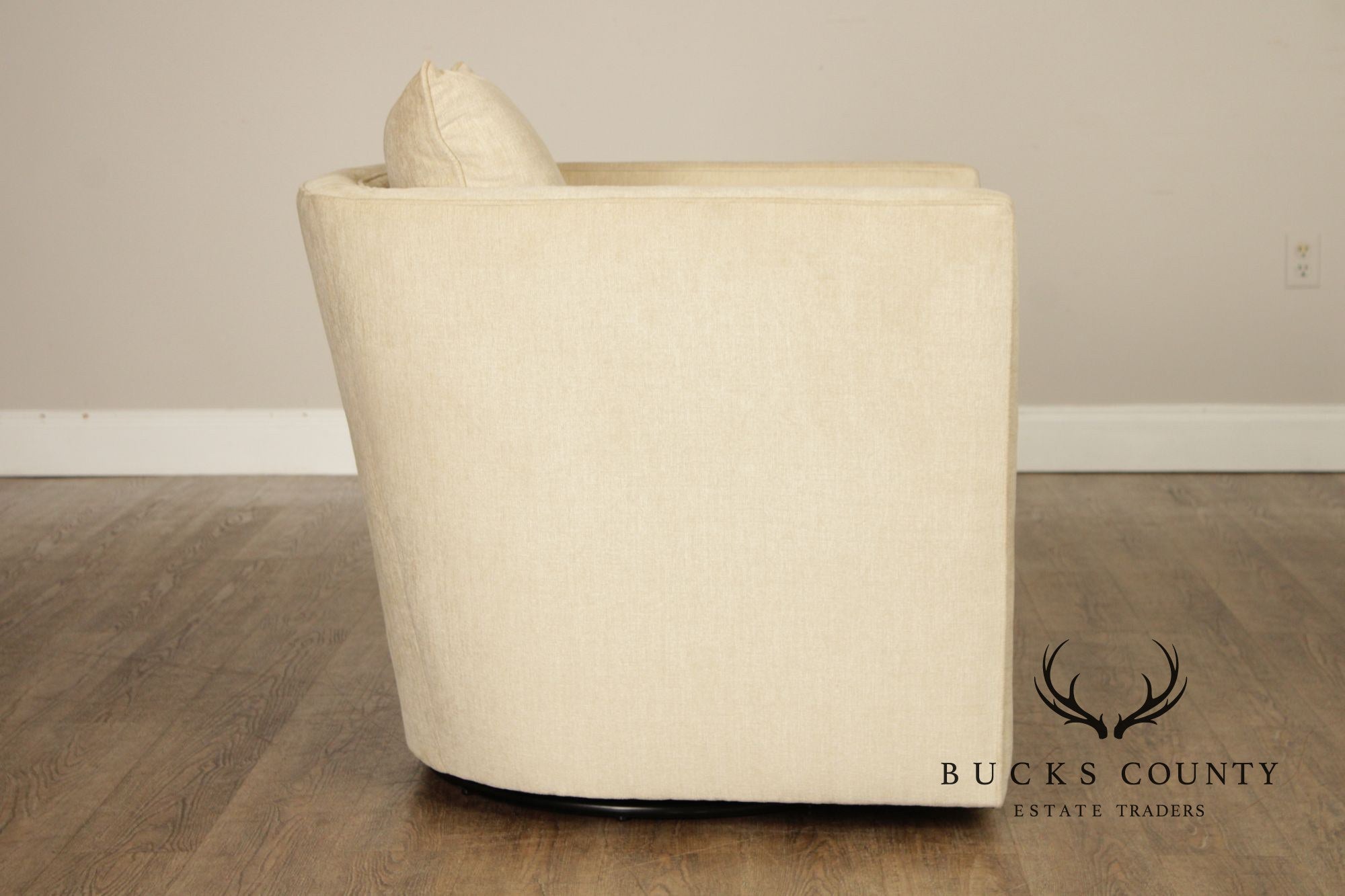 Contemporary American Made Robin Bruce "Rothko" Pair Of Upholstered Swivel Lounge Chairs