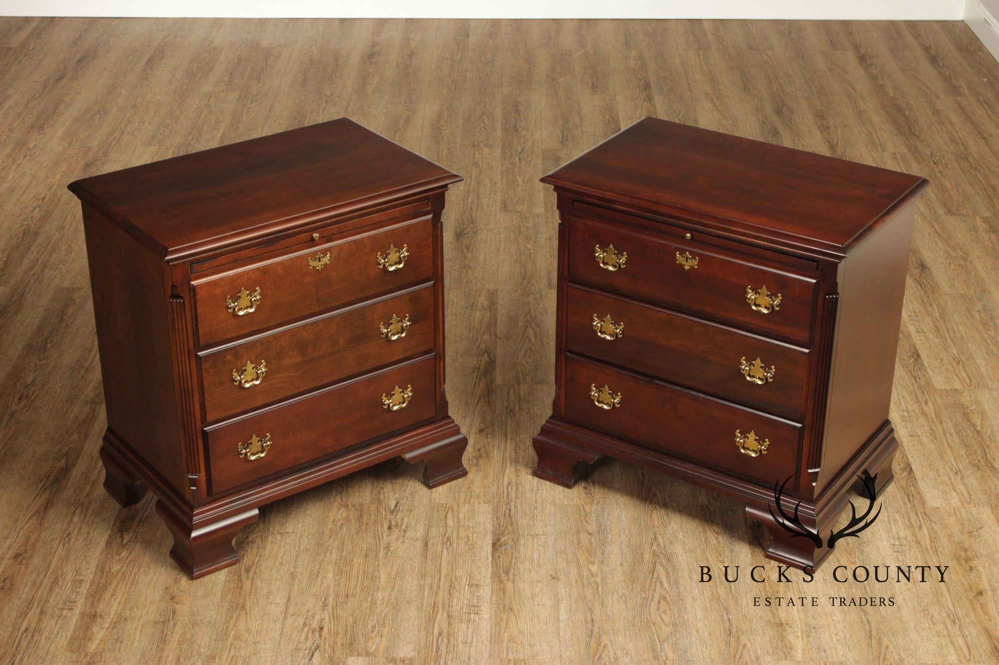 Kincaid Chippendale Style Pair of Cherry Chest Nightstands