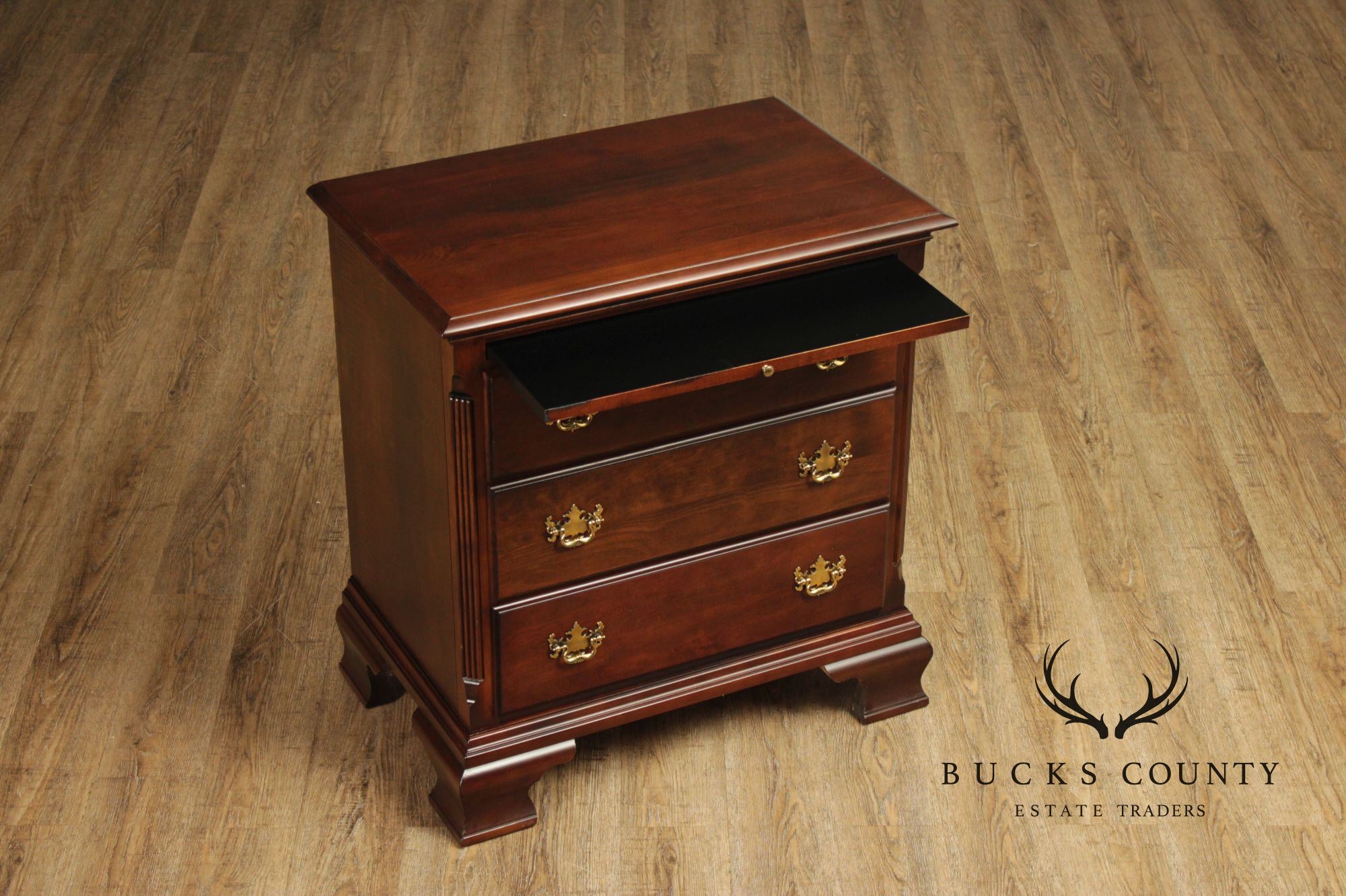 Kincaid Chippendale Style Pair of Cherry Chest Nightstands