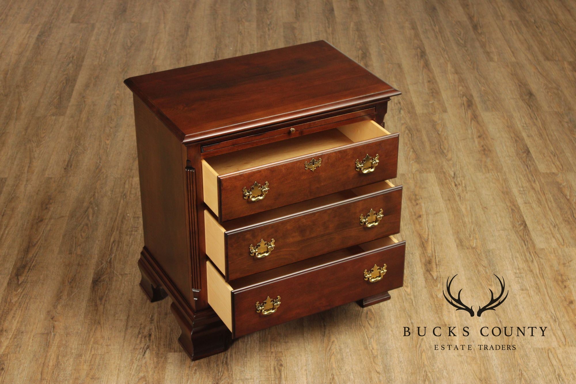 Kincaid Chippendale Style Pair of Cherry Chest Nightstands