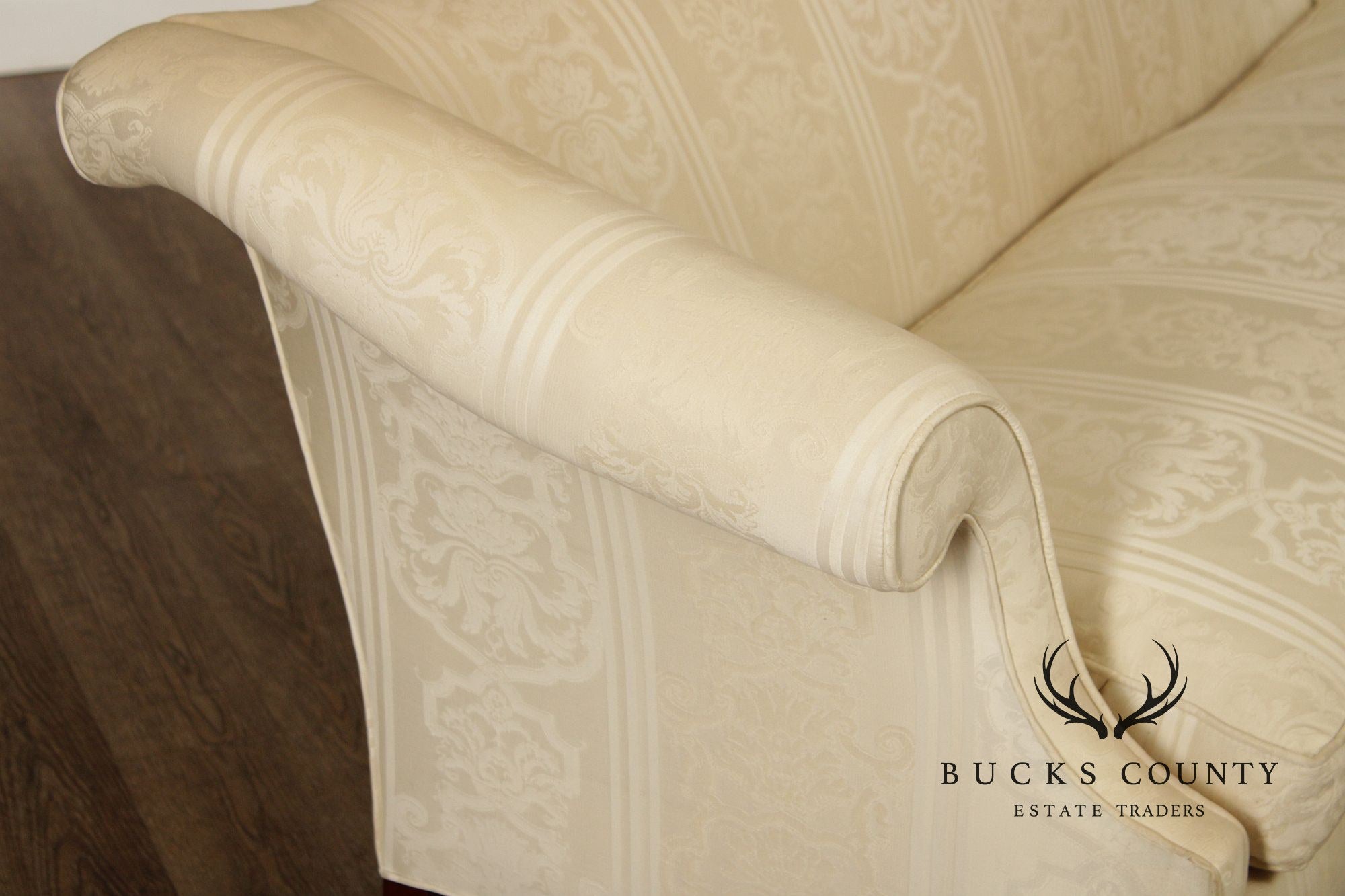Southwood Queen Anne Style Mahogany Sofa