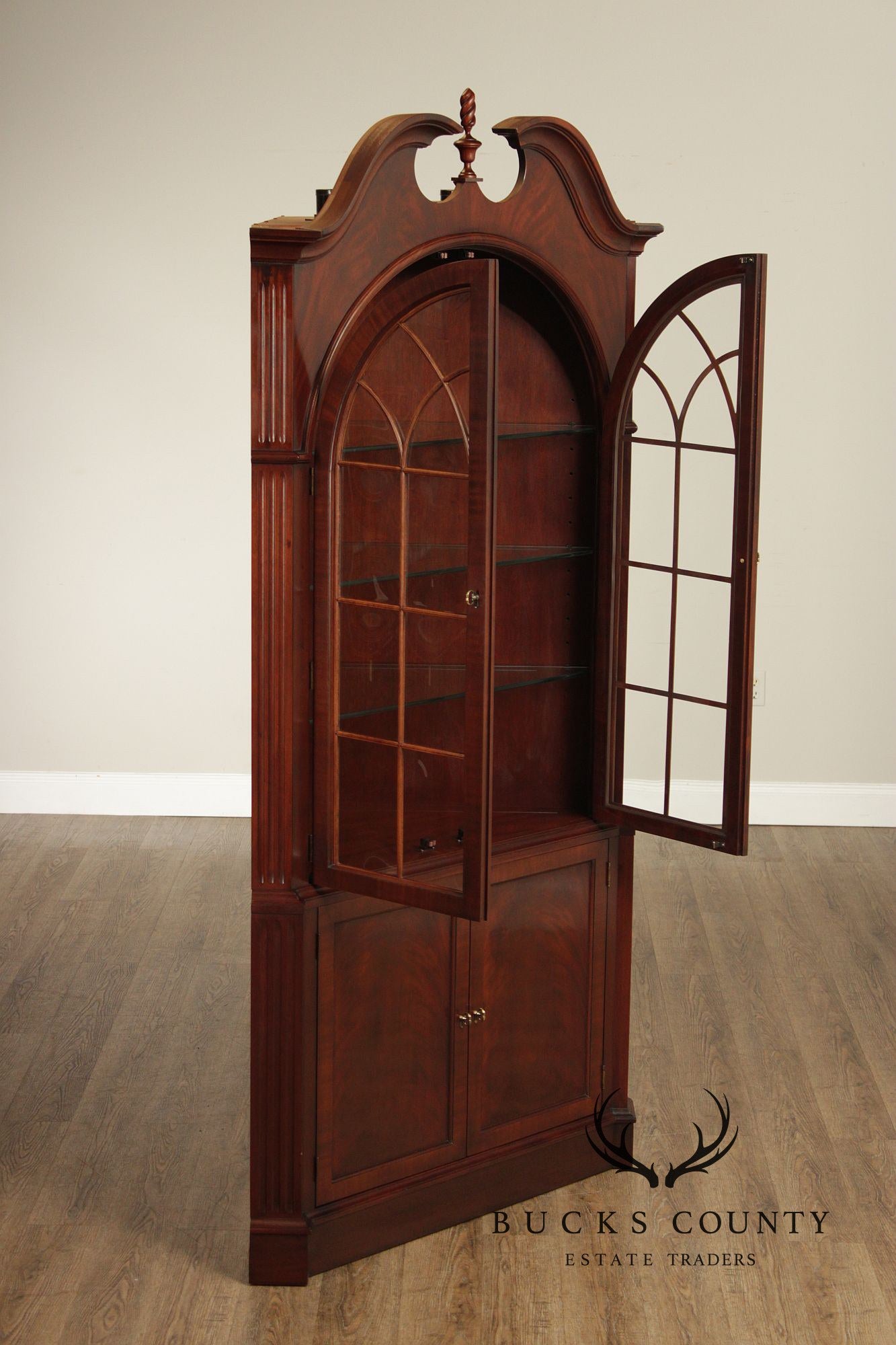Ethan Allen Georgian Style Mahogany Lighted Corner Cabinet