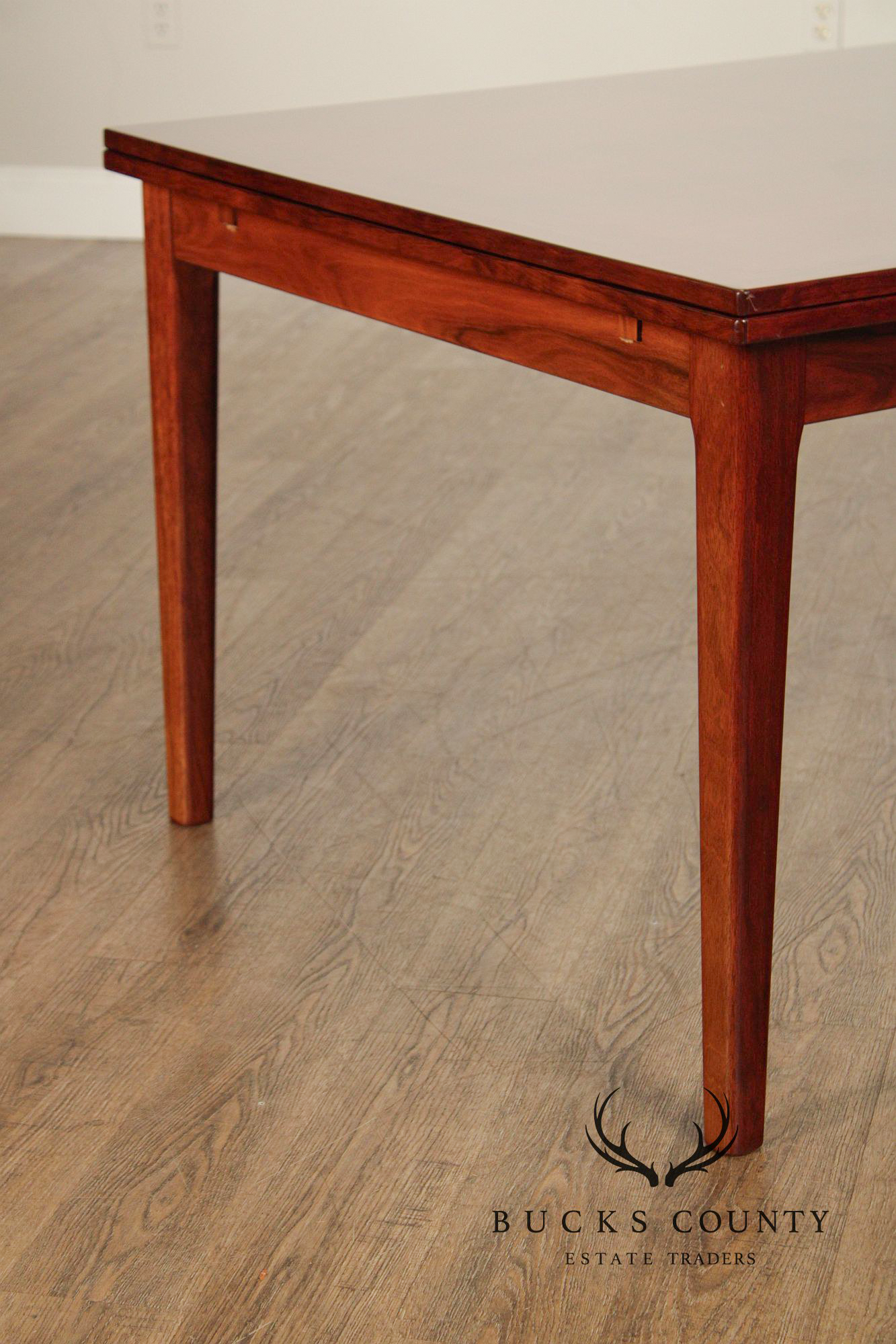 Skovby Danish Modern Rosewood Expandable Dining Table