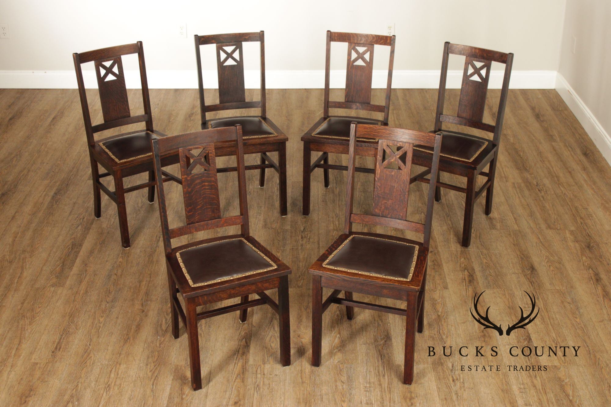 Antique Arts & Crafts Set Of Six Mission Style Oak Dining Chairs With Leather Seats