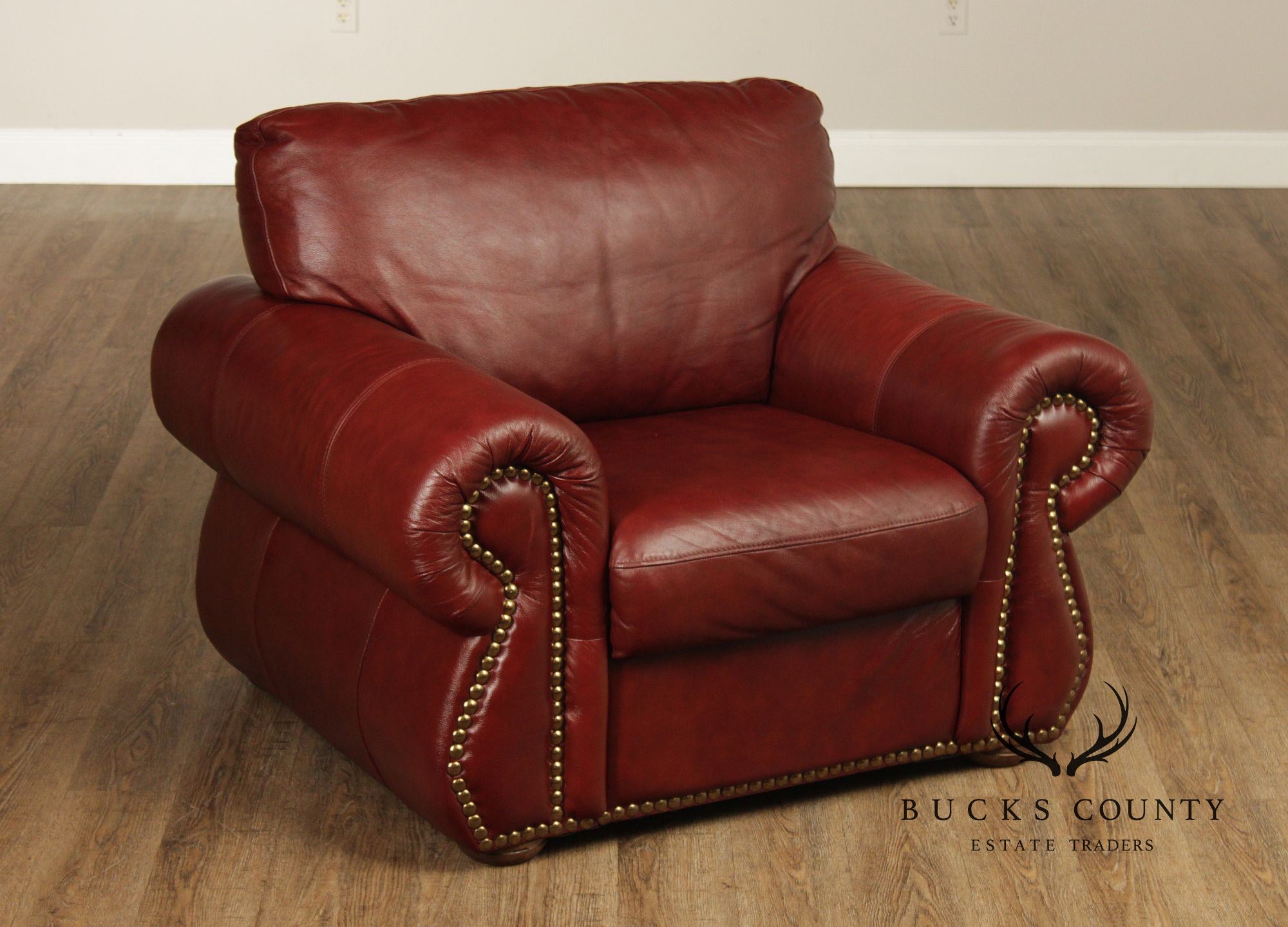 Traditional Leather Club Chair