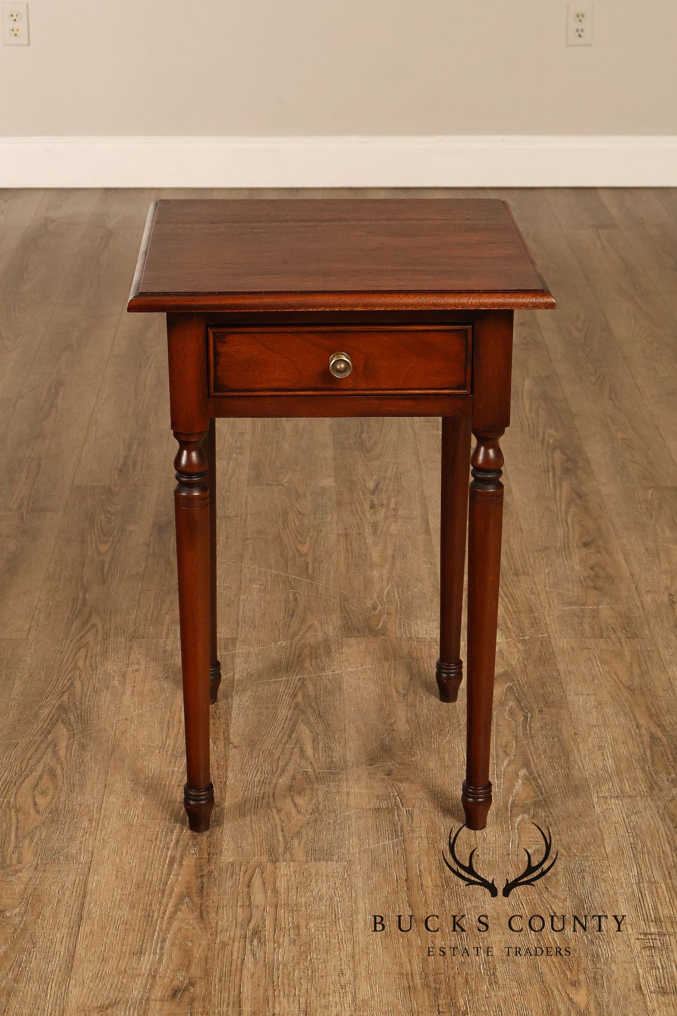 Bench Made Pair Of Sheraton Style Solid Mahogany Nightstands End Tables