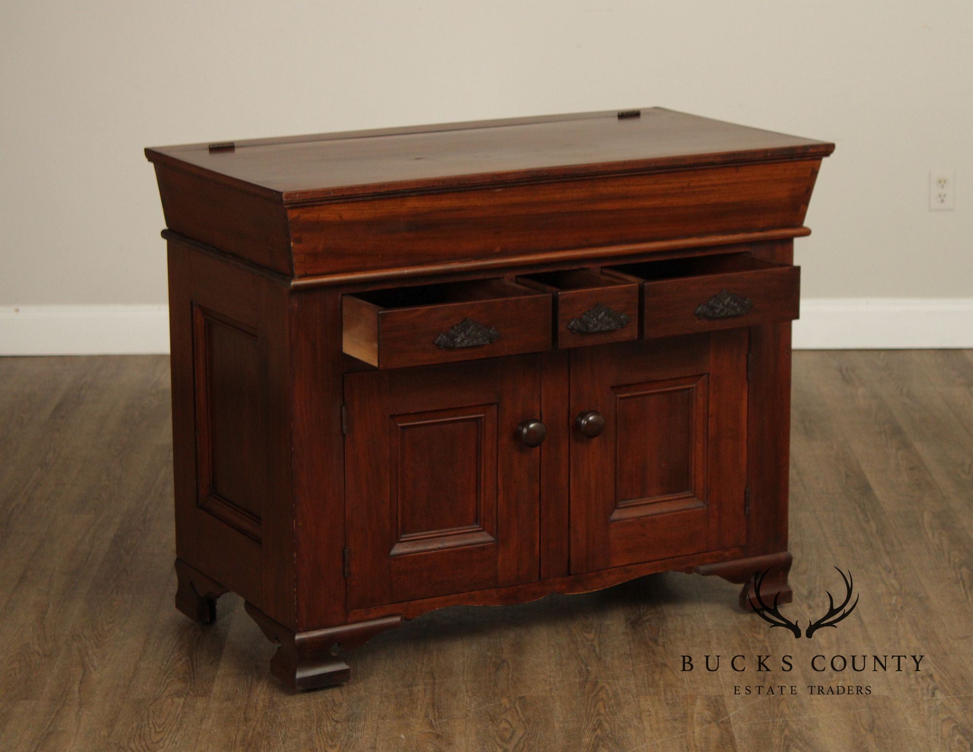 Antique American Country Poplar Dry Sink Cabinet