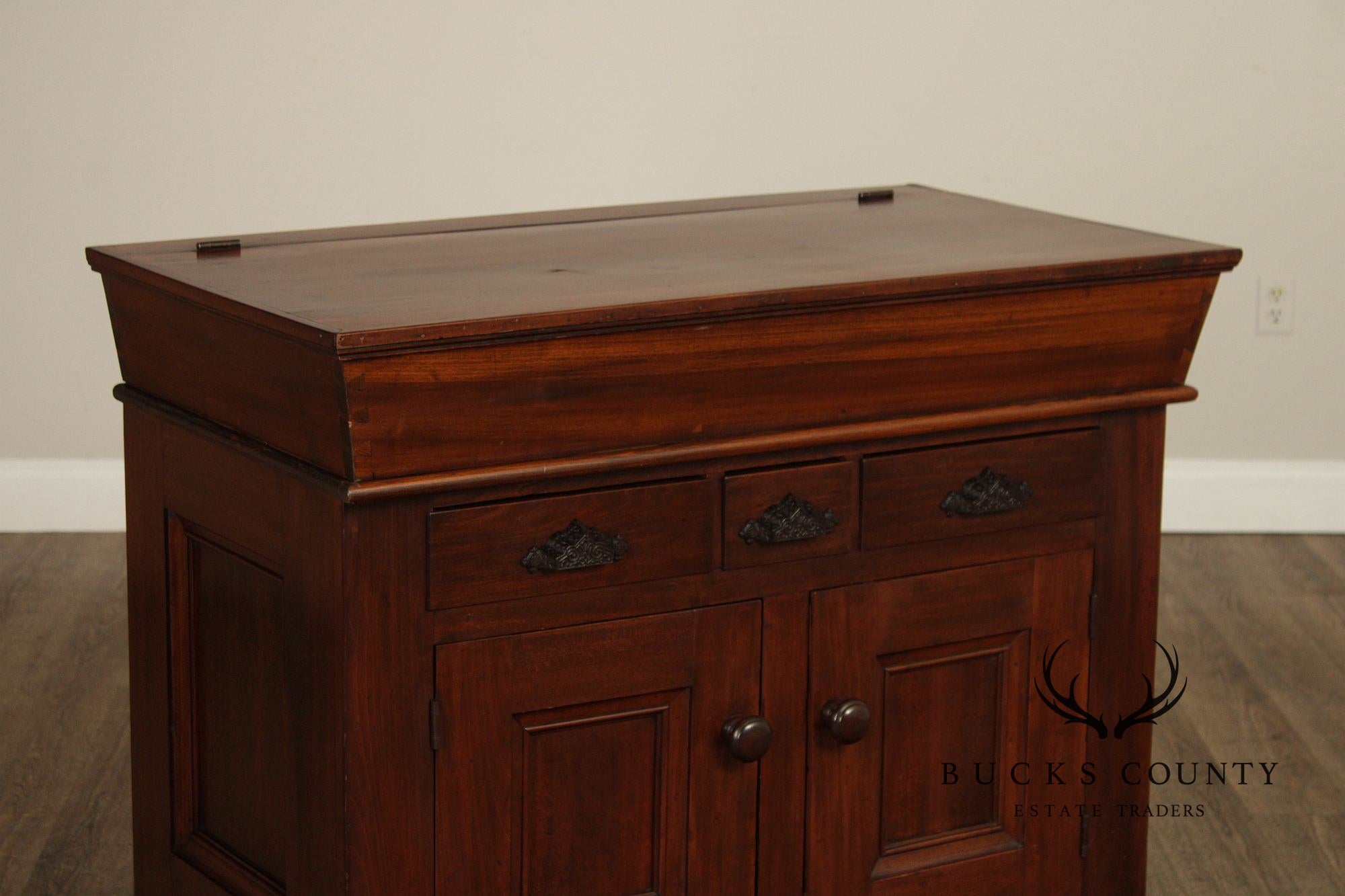 Antique American Country Poplar Dry Sink Cabinet