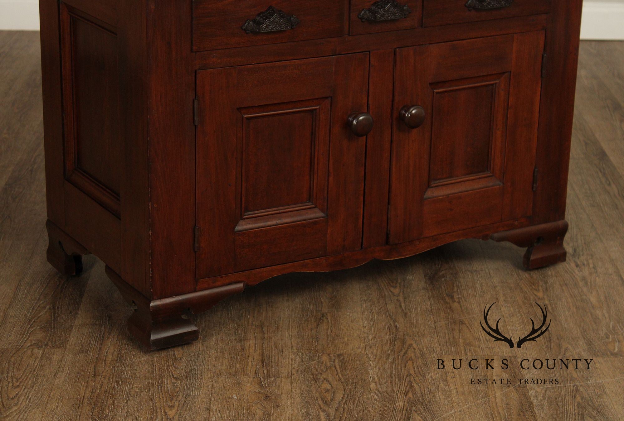 Antique American Country Poplar Dry Sink Cabinet