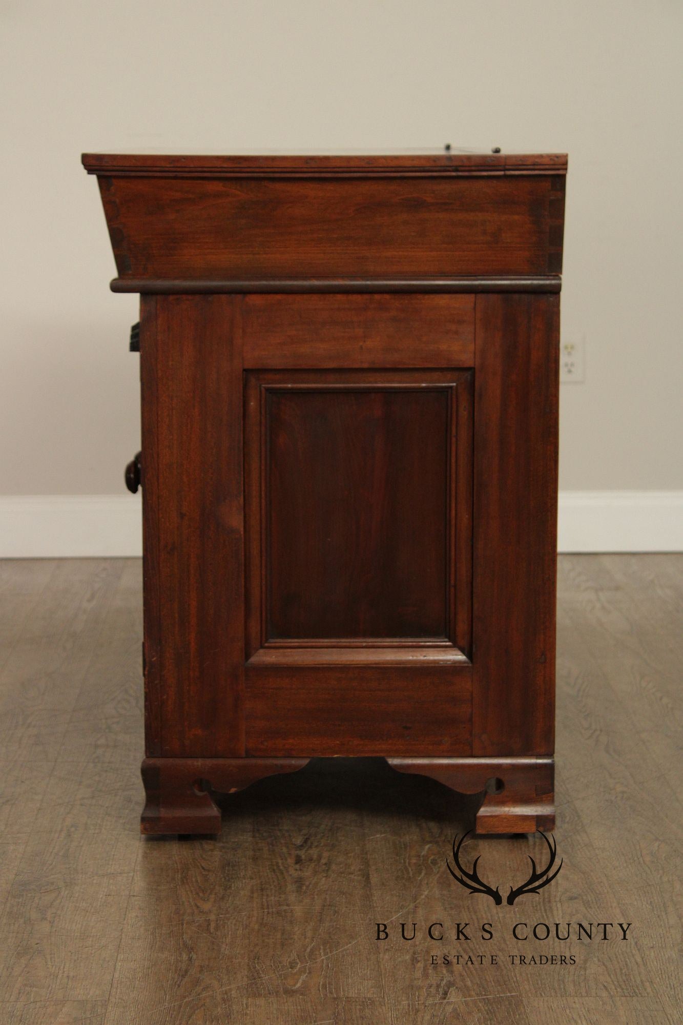 Antique American Country Poplar Dry Sink Cabinet