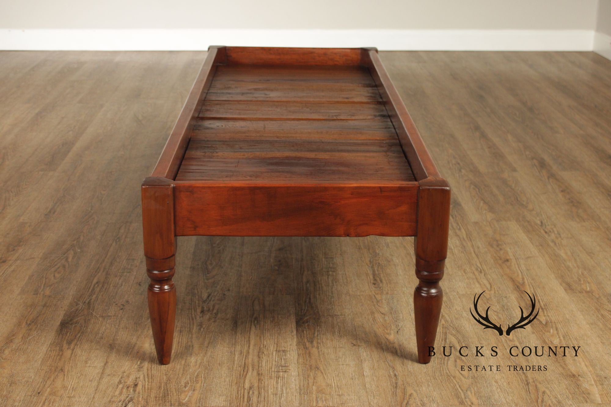 Antique Reclining Day Bed