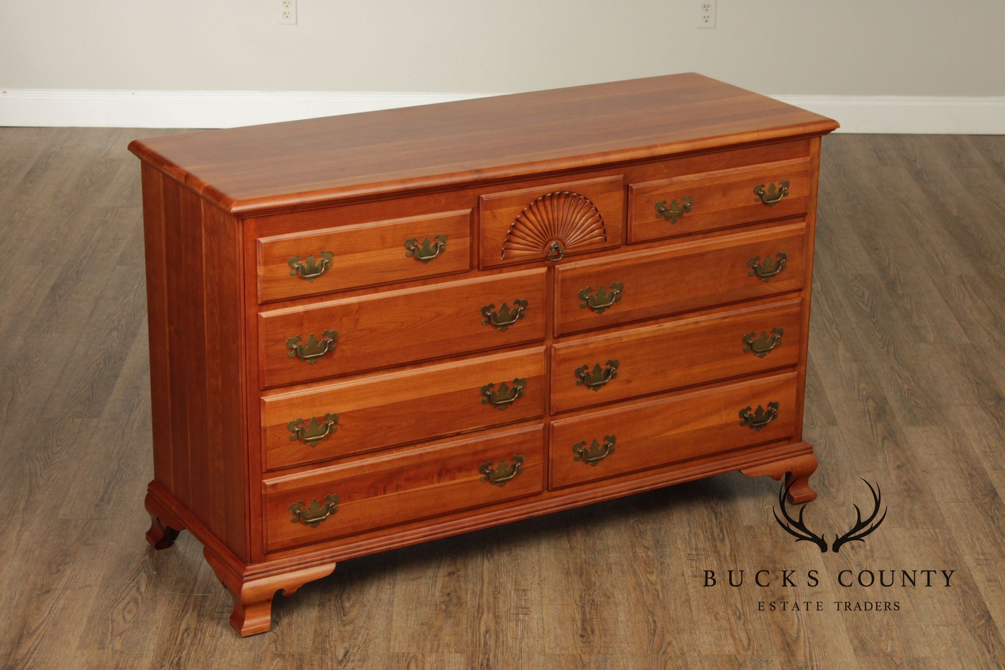 Kling Vintage Solid Cherry Chippendale Style Dresser With Shell Carving