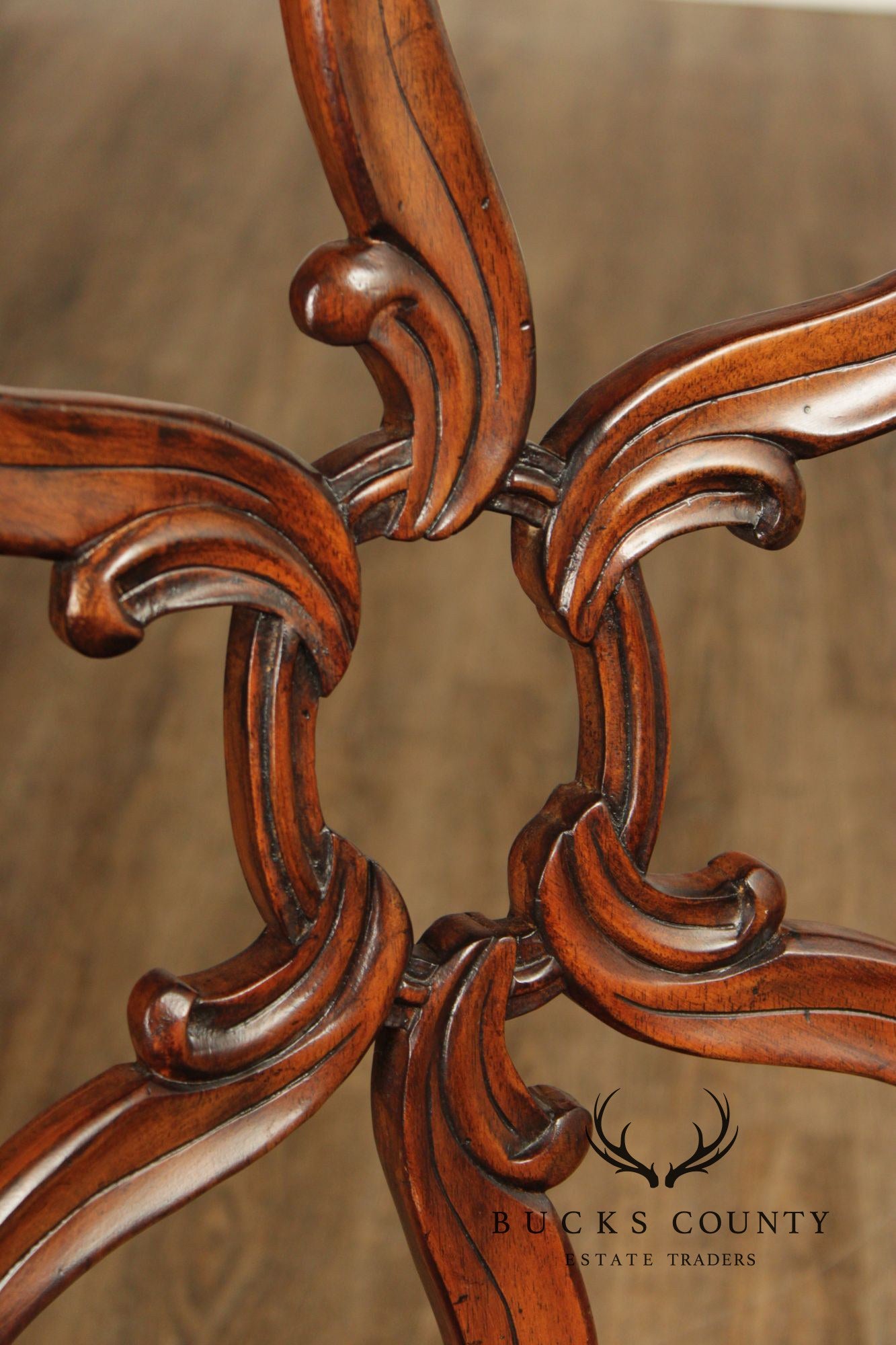 Henredon French Louis XV Style Set of Six Dining Chairs