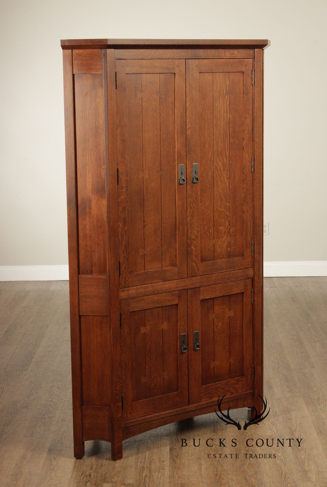 Stickley Mission Collection Oak Corner TV Cabinet