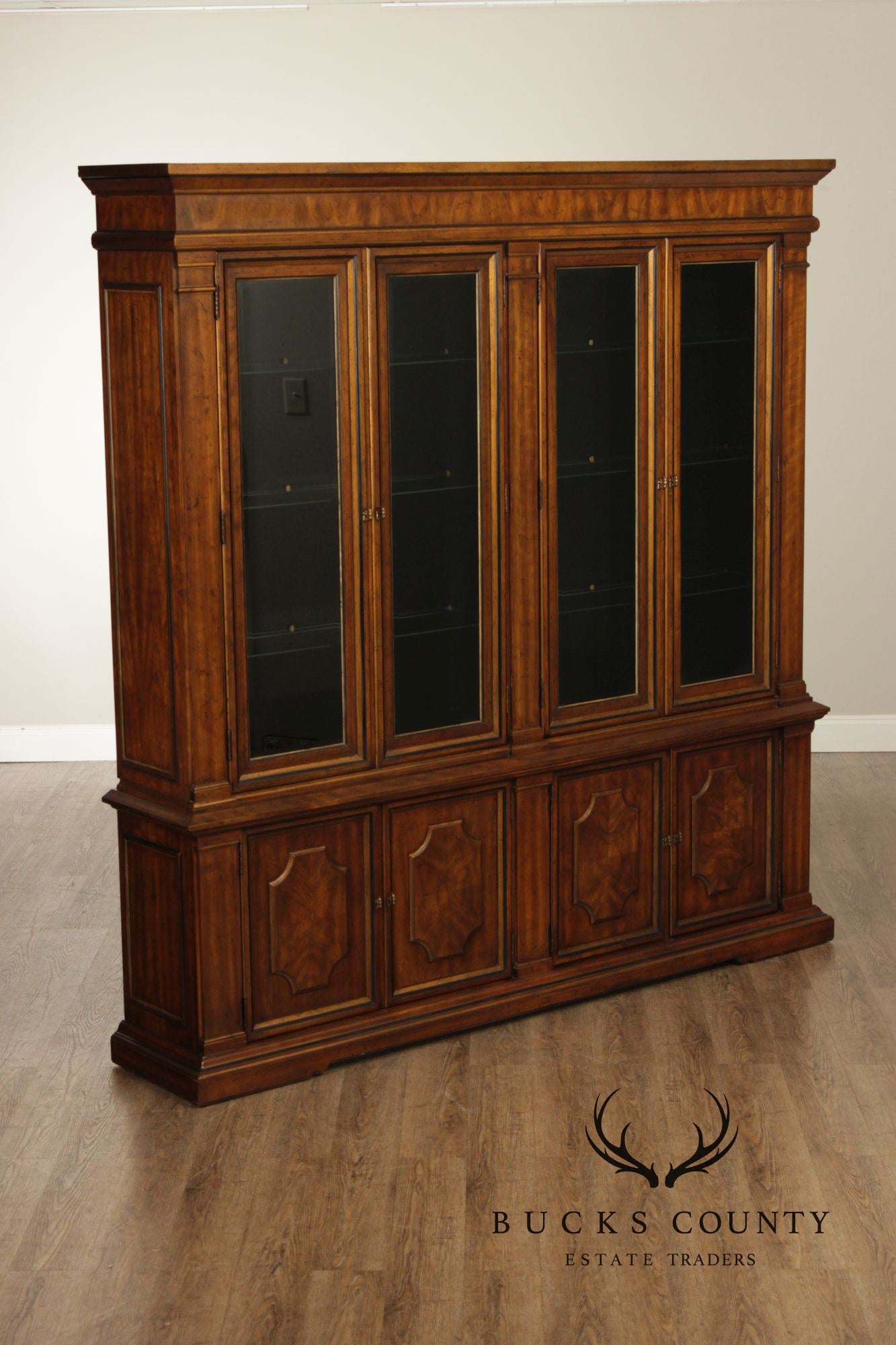 Drexel Heritage Furniture Sketchbook Collection Large Mahogany Breakfront China Cabinet