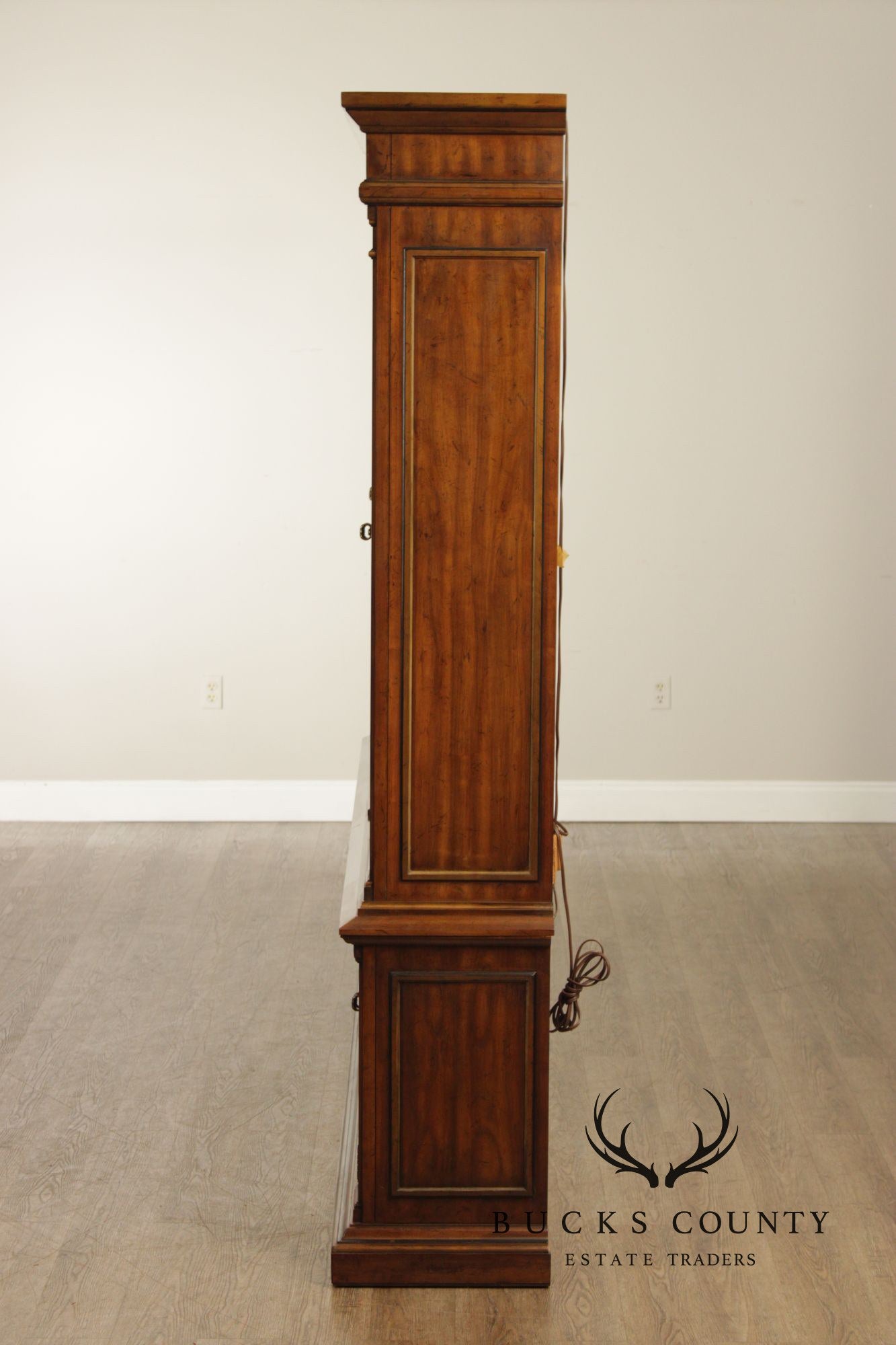 Drexel Heritage Furniture Sketchbook Collection Large Mahogany Breakfront China Cabinet