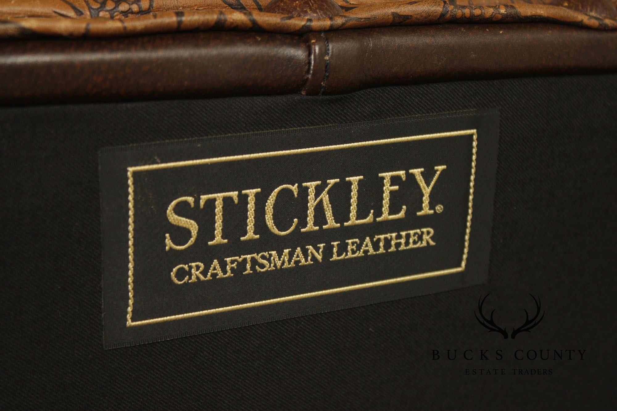 Stickley Craftsman Leather 'The Monterey' Storage Bench