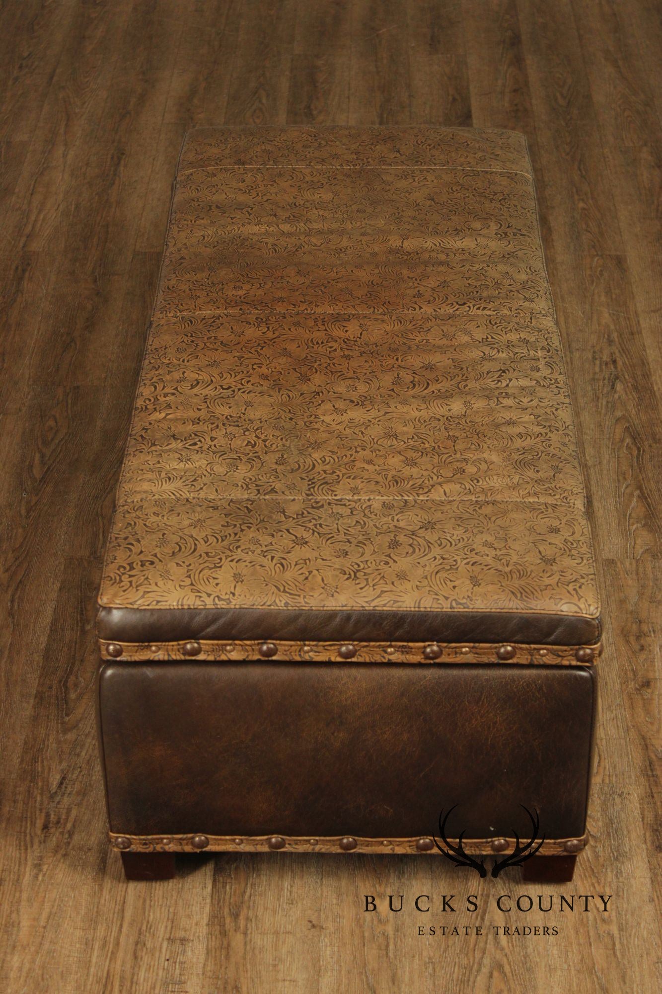 Stickley Craftsman Leather 'The Monterey' Storage Bench