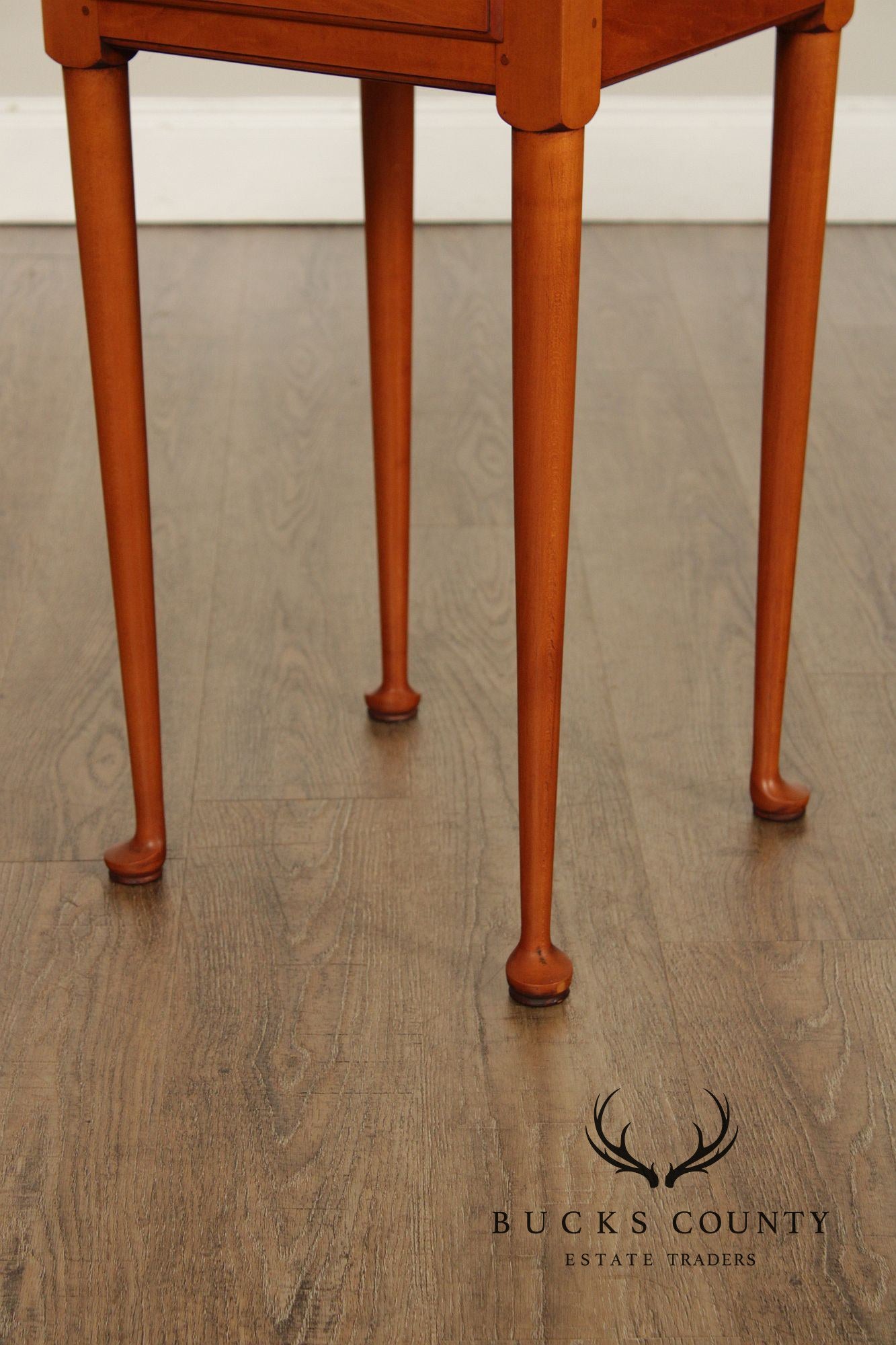 Eldred Wheeler Queen Anne Style Maple Side Table