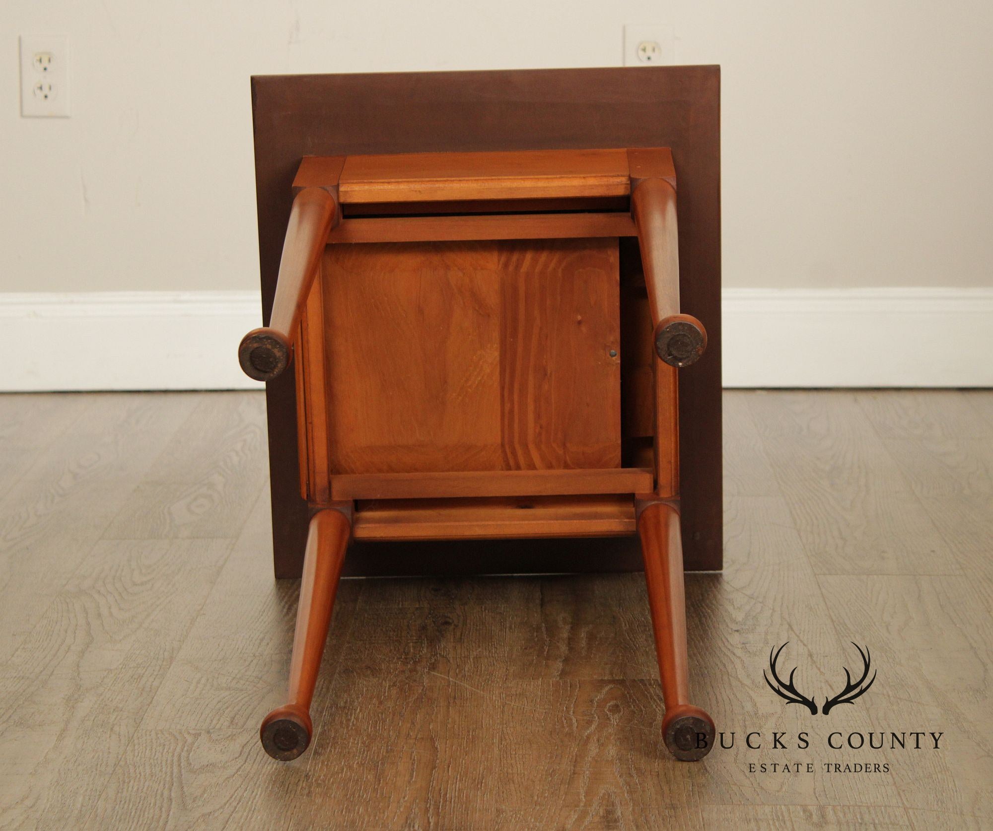 Eldred Wheeler Queen Anne Style Maple Side Table