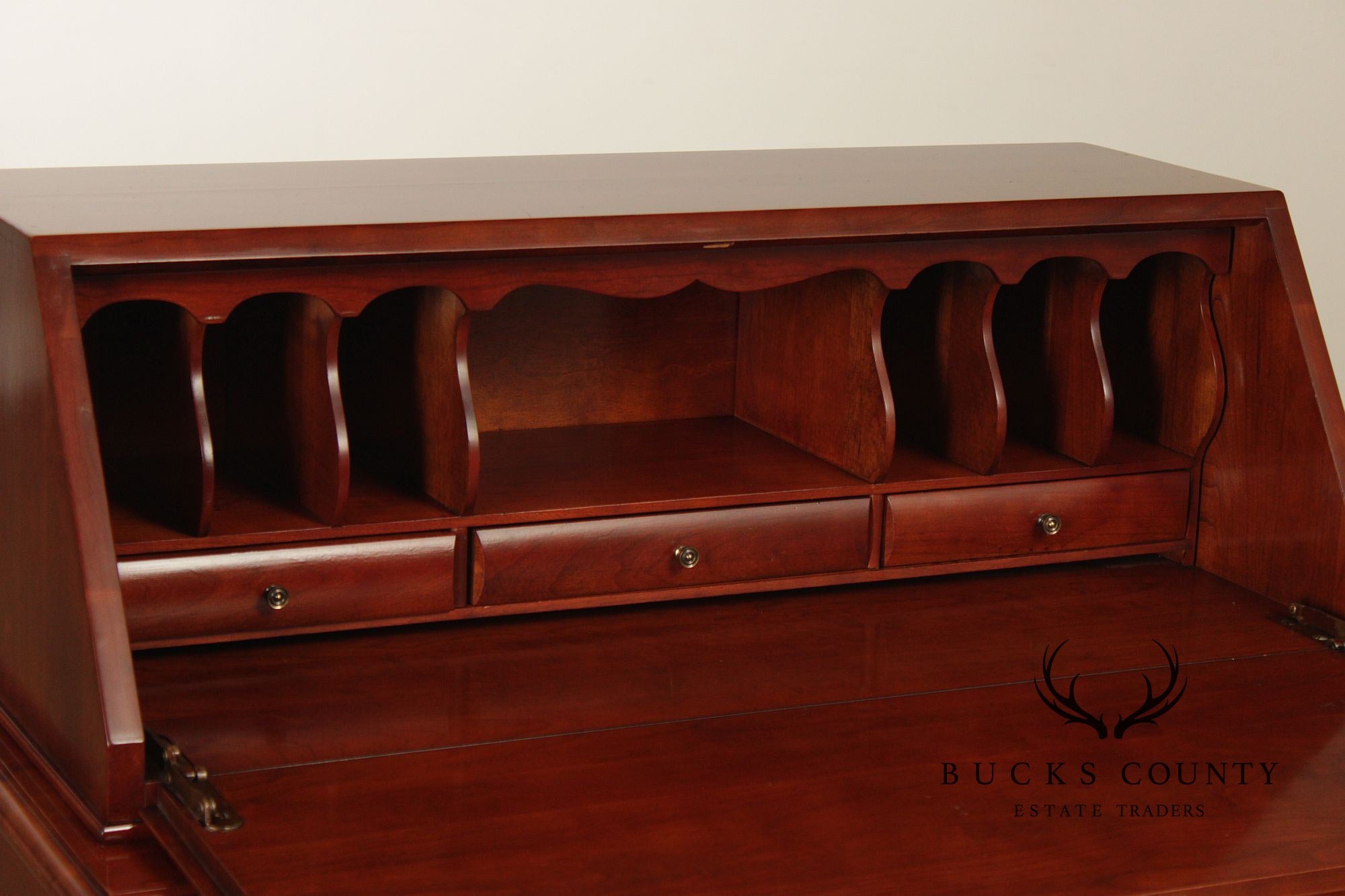 Monitor Furniture Queen Anne Style Cherry Slant-Front Writing Desk