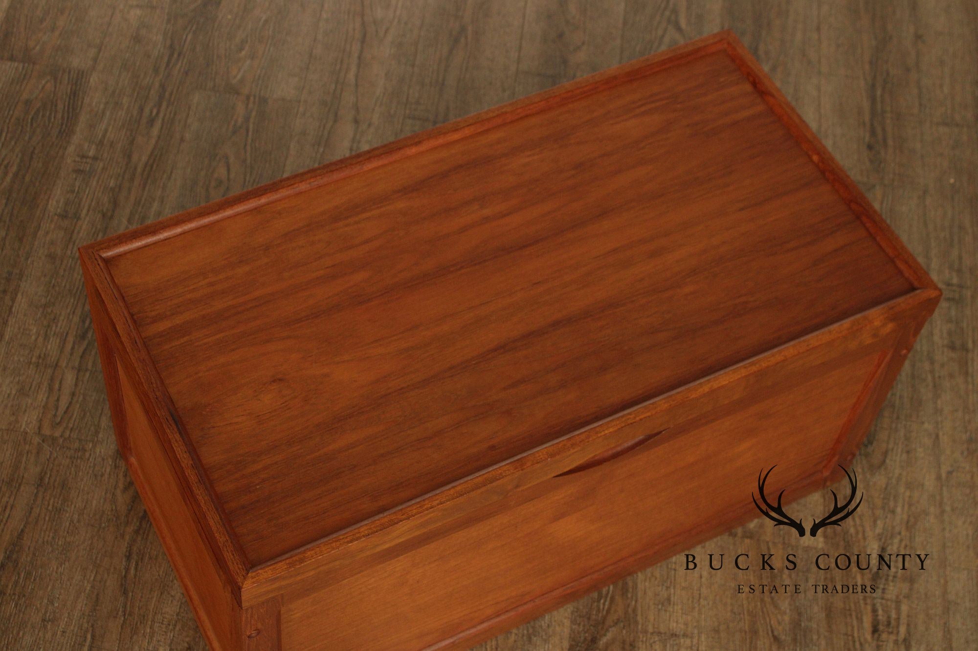 Teak N'Yu Danish Modern Style Teak Blanket Chest