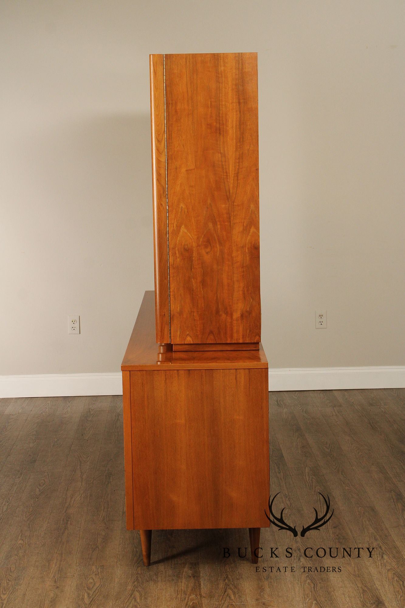 Mid Century Modern Walnut Sideboard Hutch