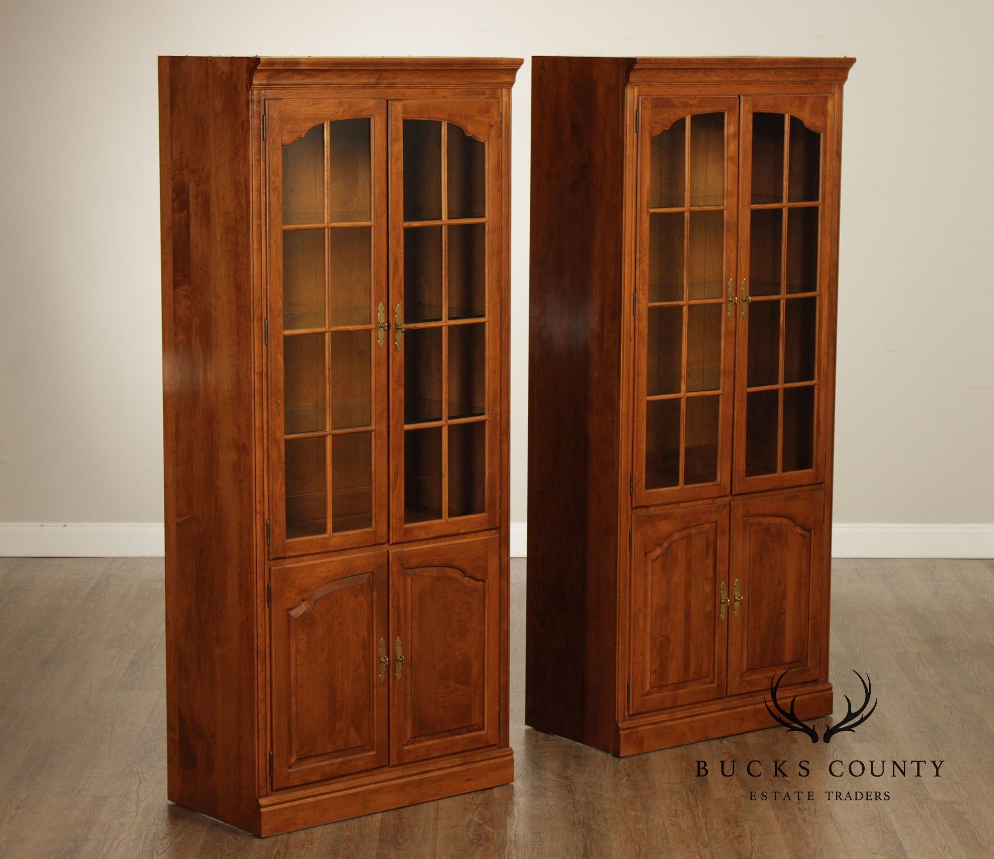 Ethan Allen 1776 Collection Pair Maple Display Bookcase Cabinets