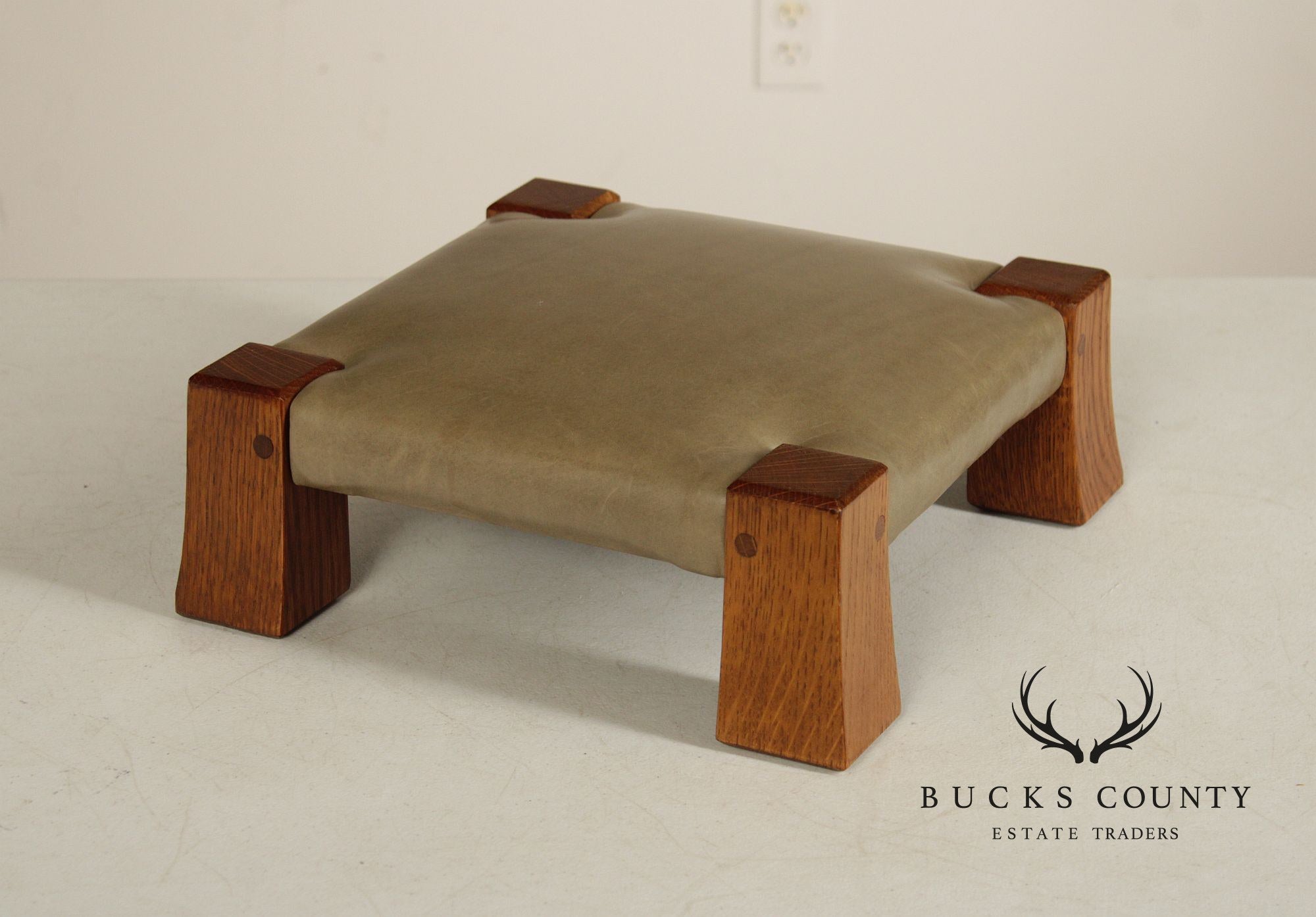 Stickley Mission Collection Oak and Leather Monk Footstool