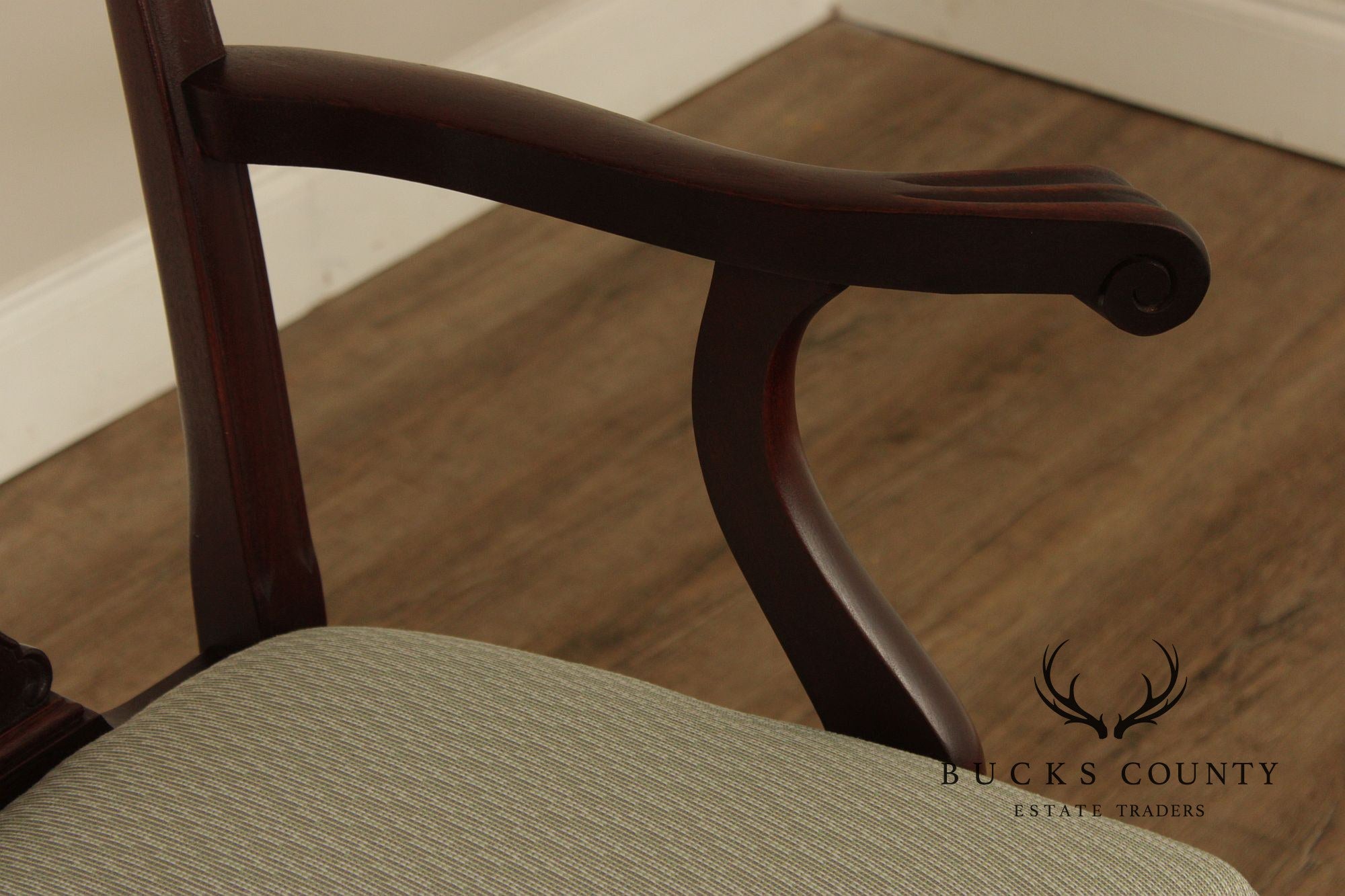 Antique Chippendale Style Set of Six Carved Mahogany Dining Chairs