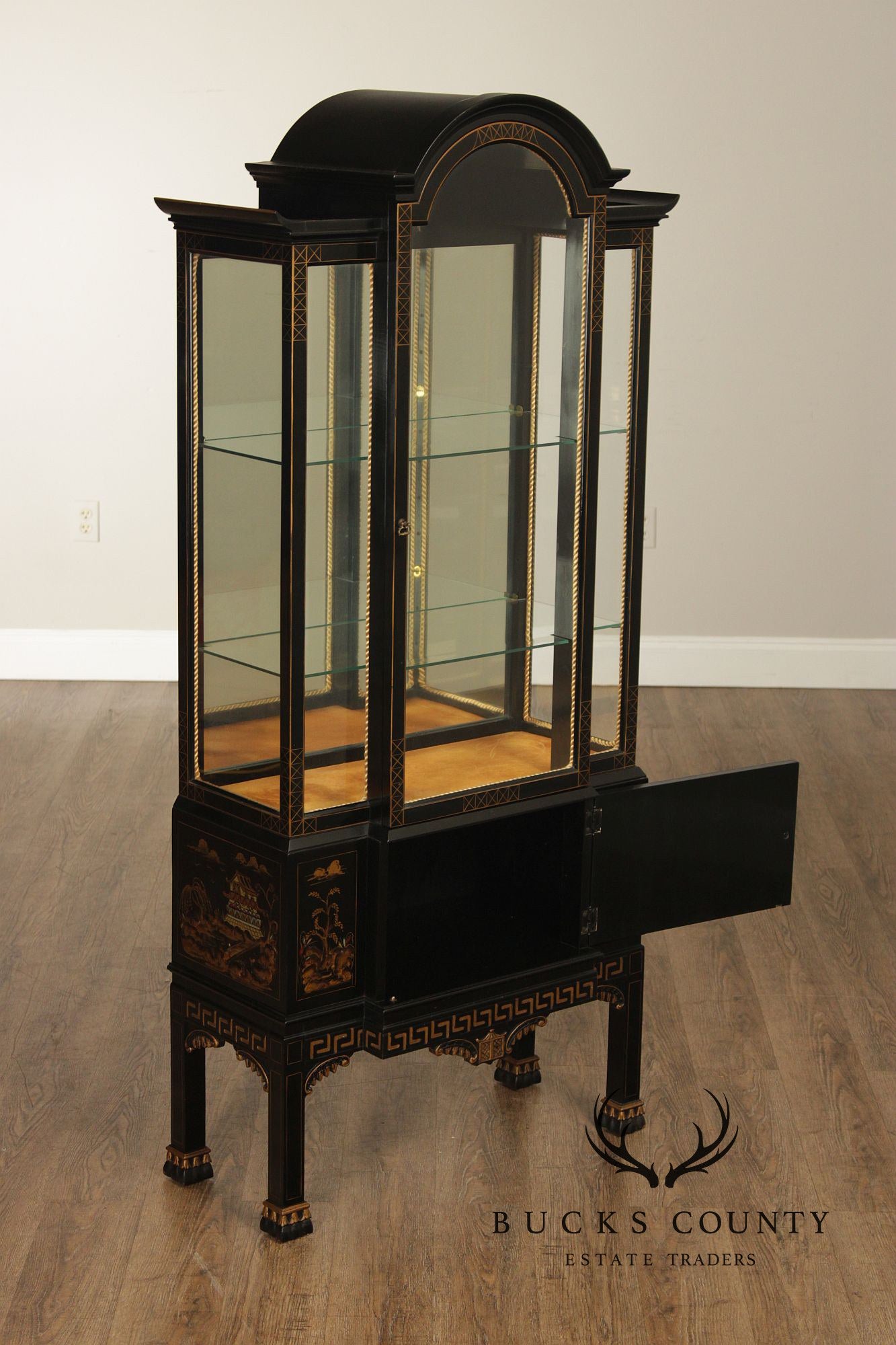 Chinoiserie Lacquered Display Cabinet