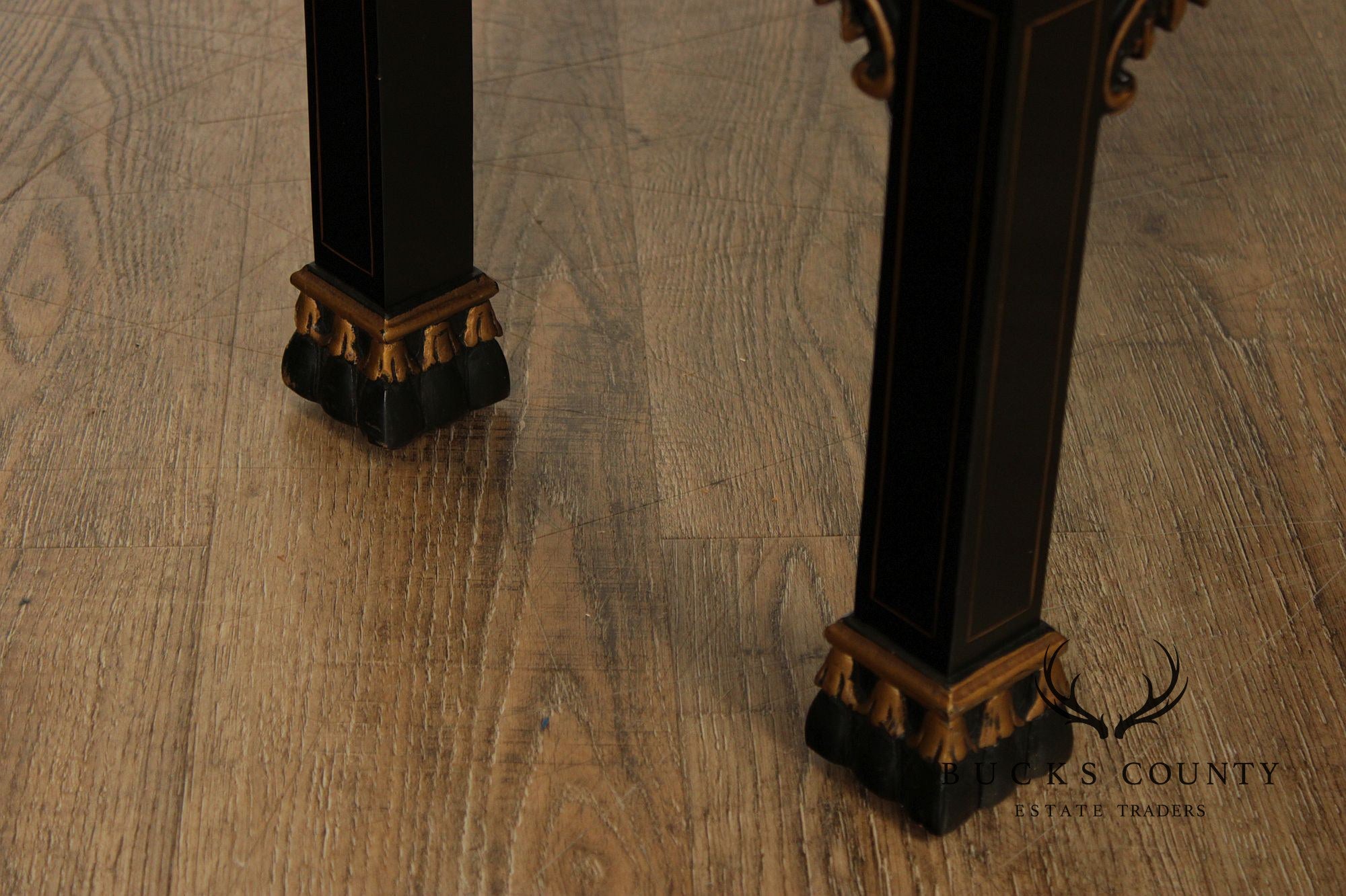 Chinoiserie Lacquered Display Cabinet